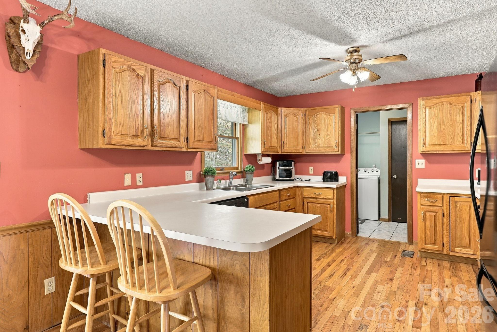 900 Prices Creek Road Burnsville, NC 28714 - 900 Prices Creek Road, Burnsville