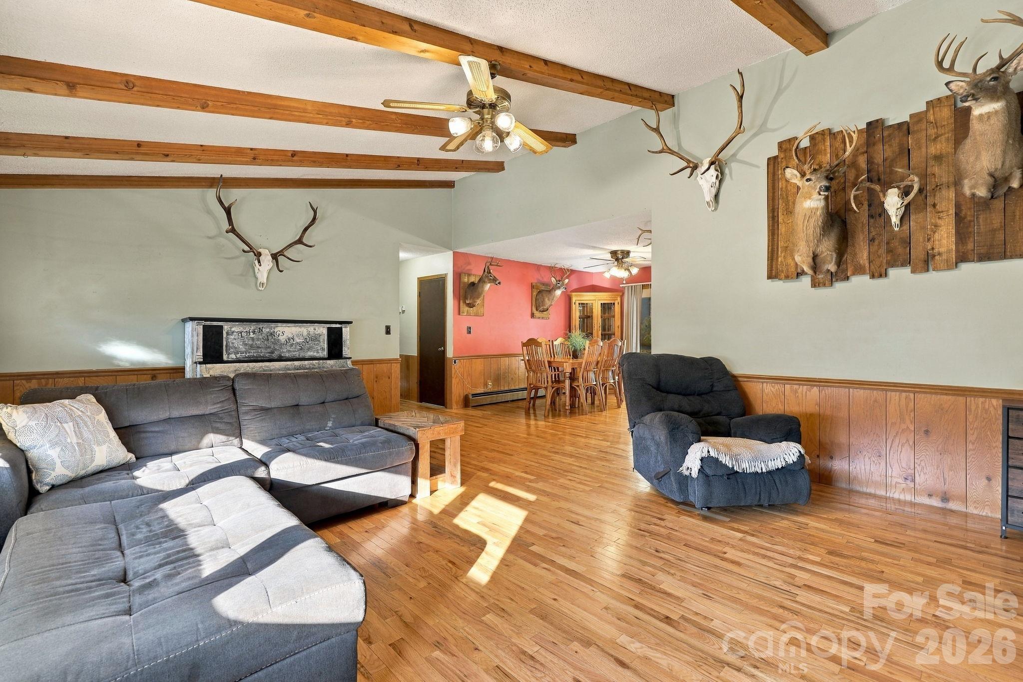 900 Prices Creek Road Burnsville, NC 28714 - 900 Prices Creek Road, Burnsville