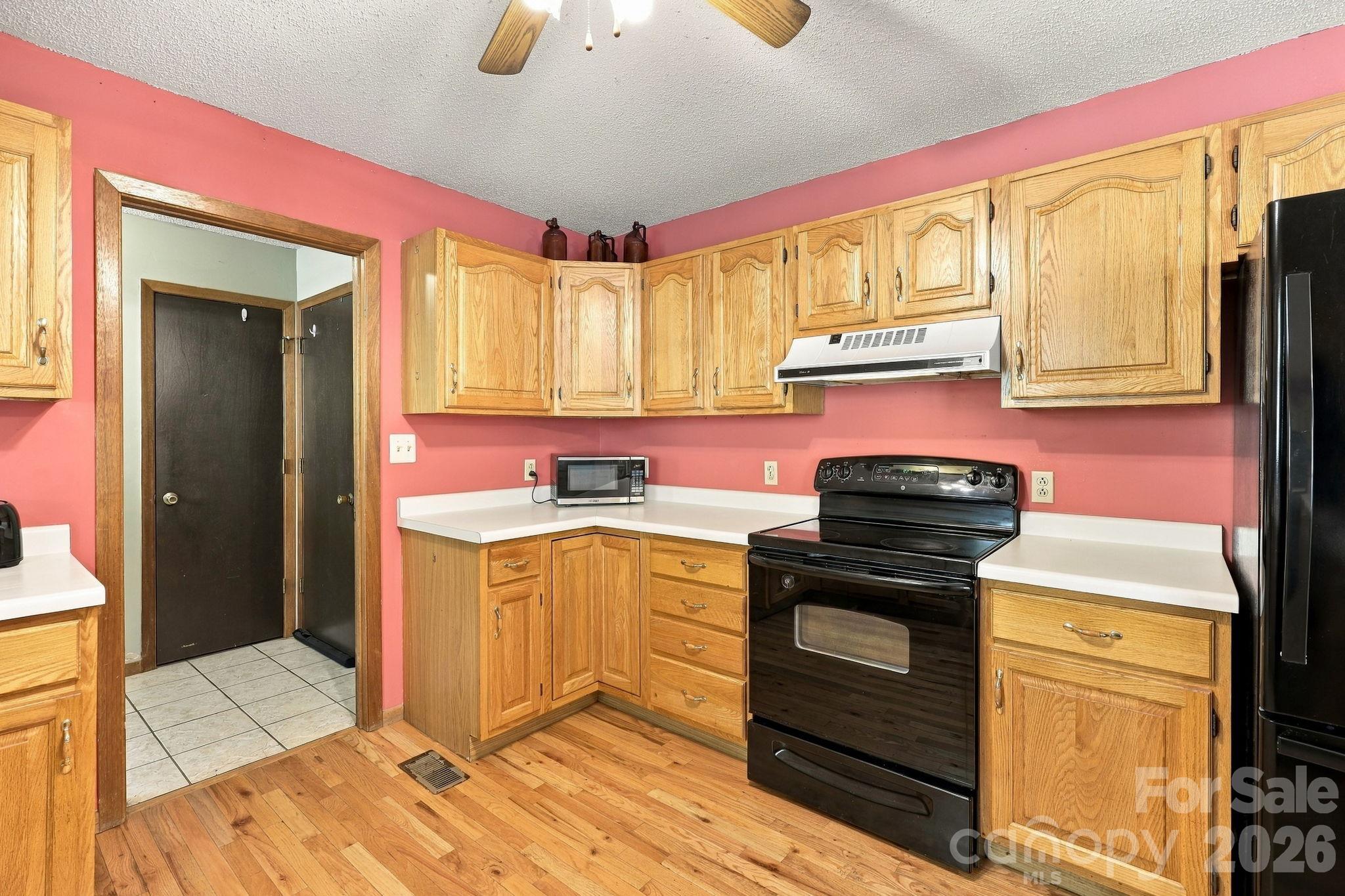 900 Prices Creek Road Burnsville, NC 28714 - 900 Prices Creek Road, Burnsville