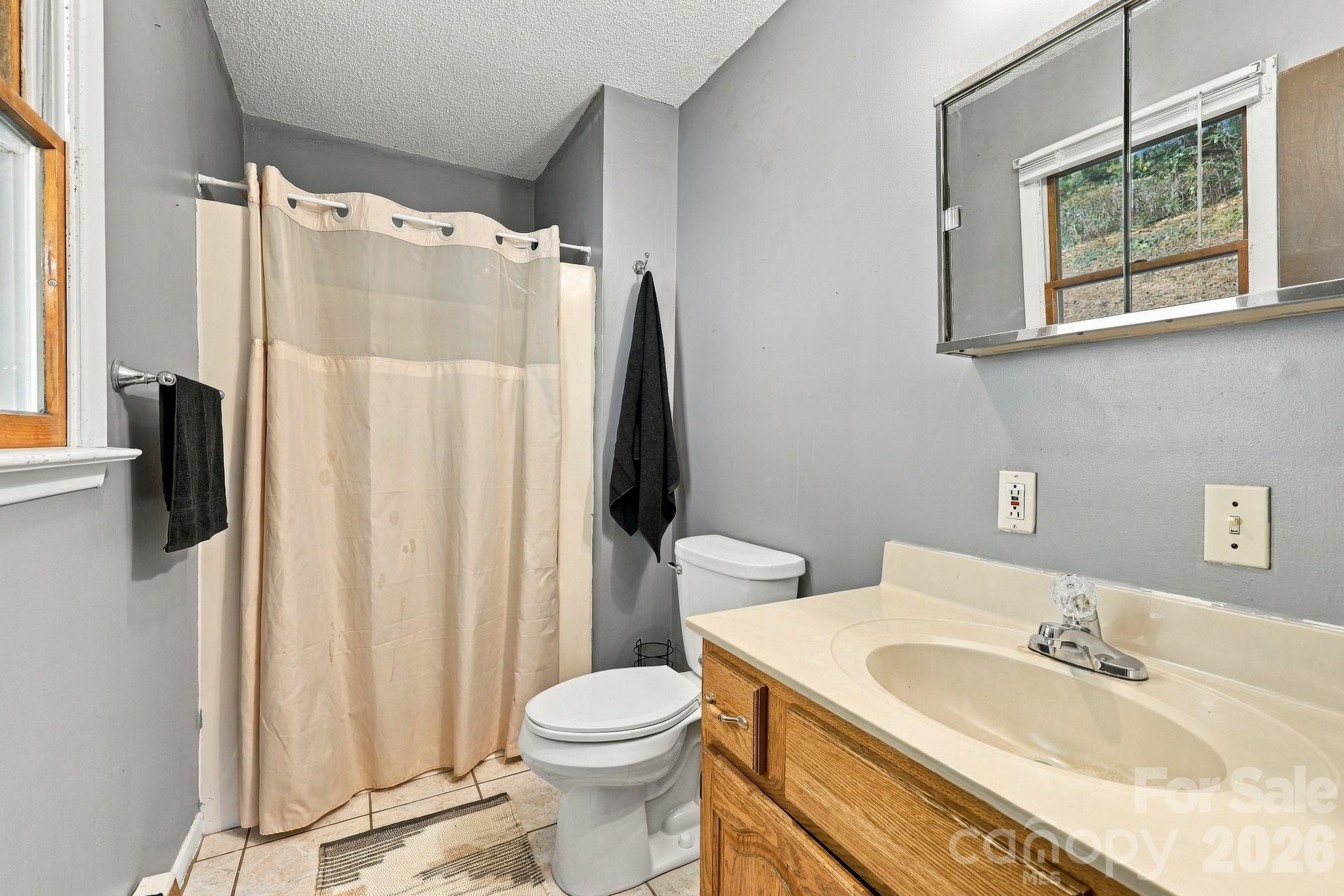 900 Prices Creek Road Burnsville, NC 28714 - 900 Prices Creek Road, Burnsville