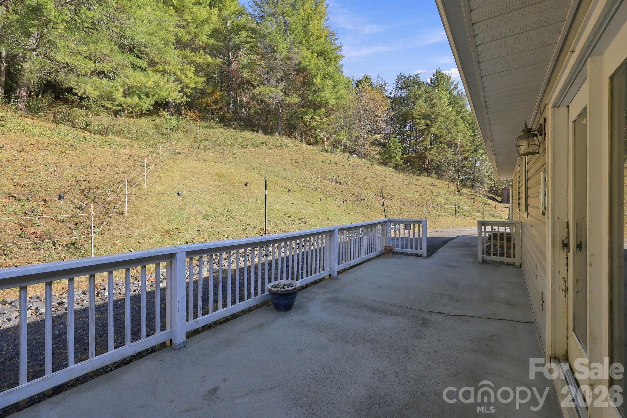900 Prices Creek Road Burnsville, NC 28714 - 900 Prices Creek Road, Burnsville
