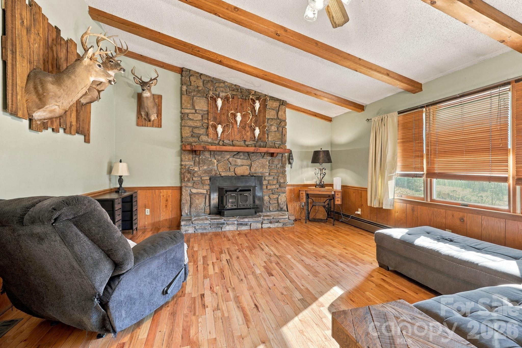 900 Prices Creek Road Burnsville, NC 28714 - 900 Prices Creek Road, Burnsville