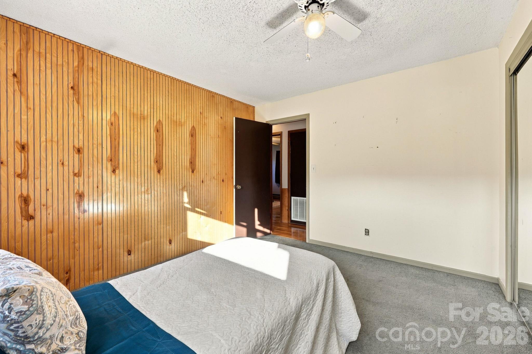 900 Prices Creek Road Burnsville, NC 28714 - 900 Prices Creek Road, Burnsville