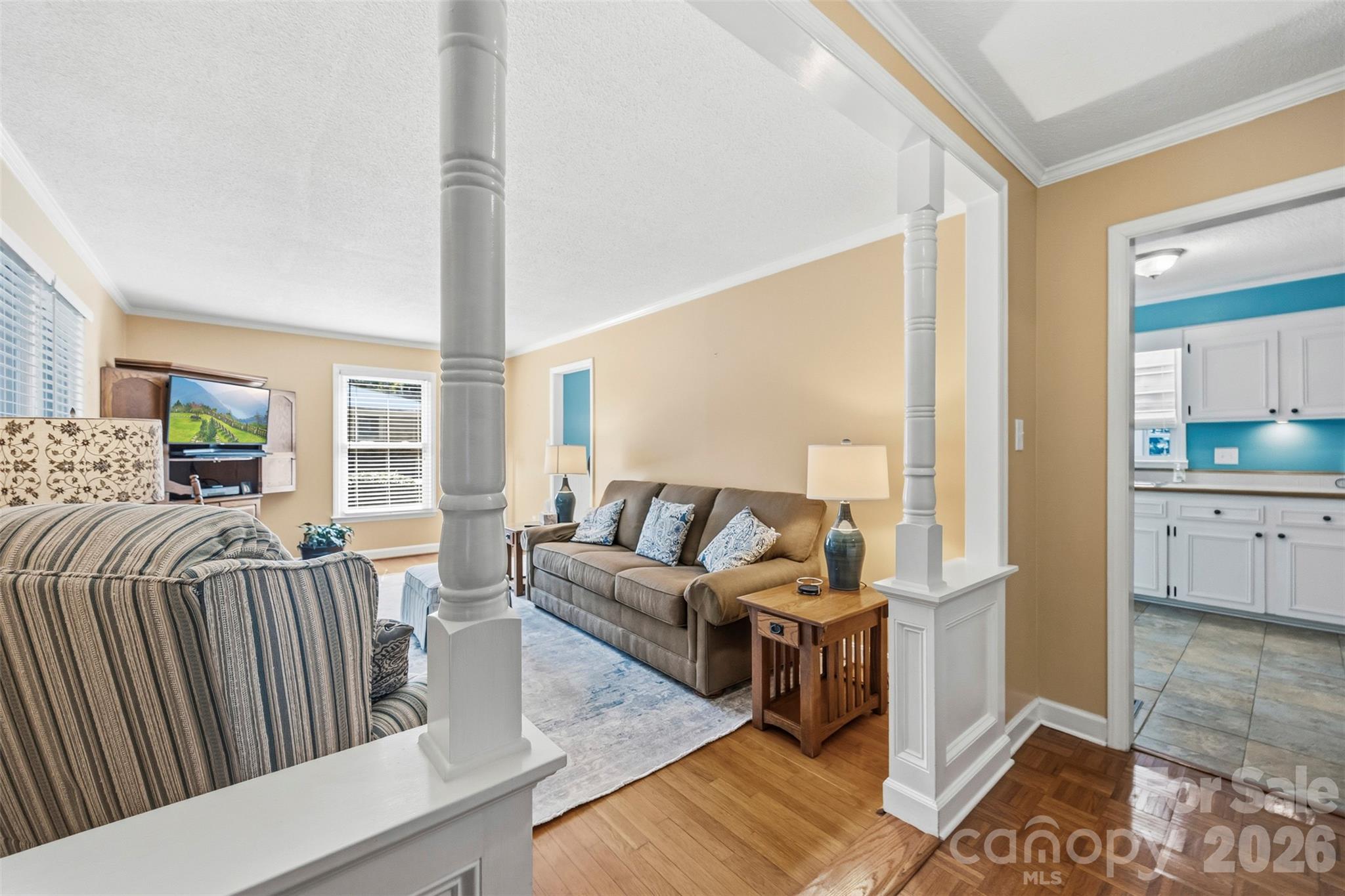 Single Family Residence at 2130 Greenleaf Drive, Gastonia, photo 3 of 29