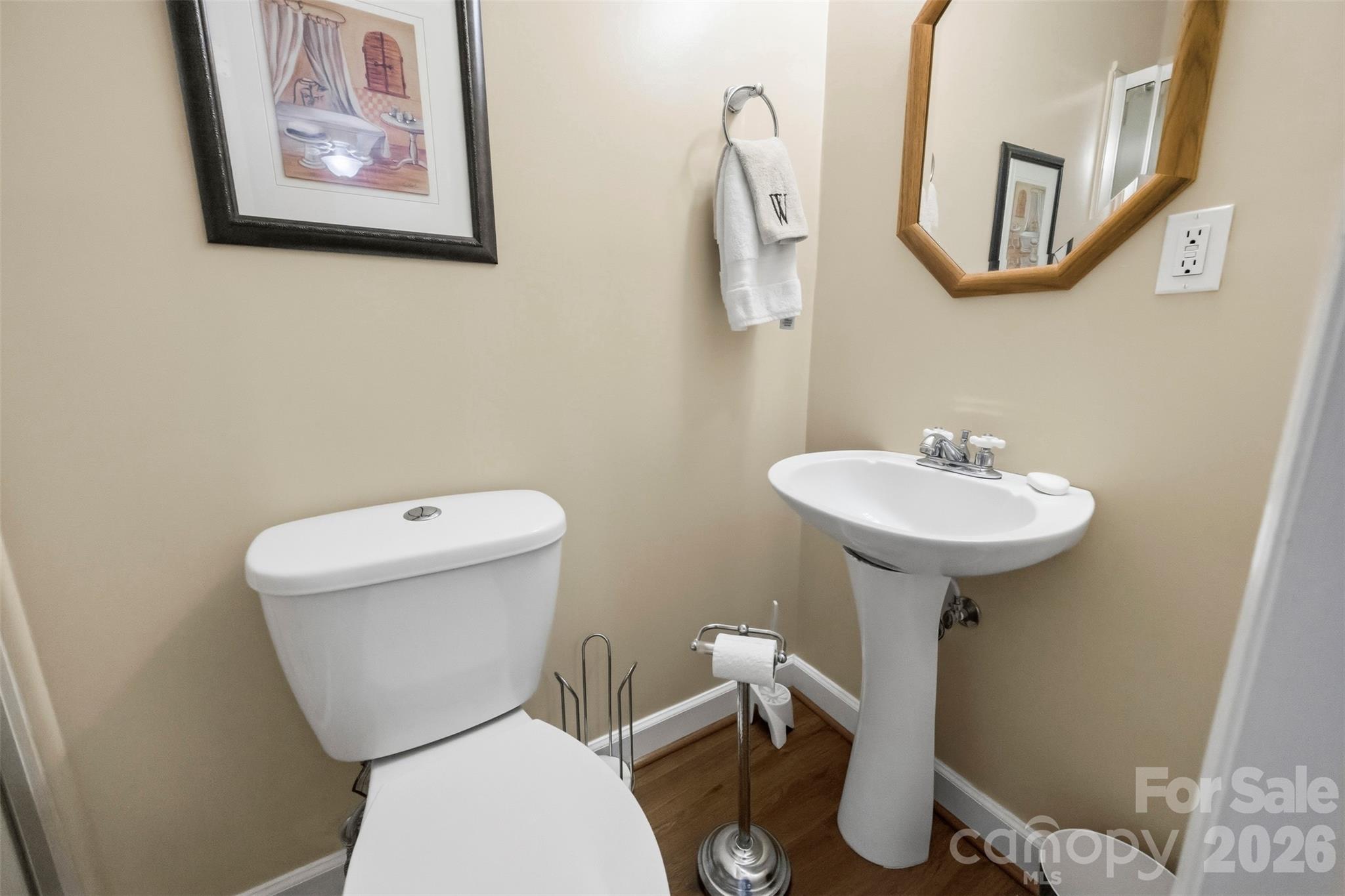 Single Family Residence at 2130 Greenleaf Drive, Gastonia, photo 14 of 29