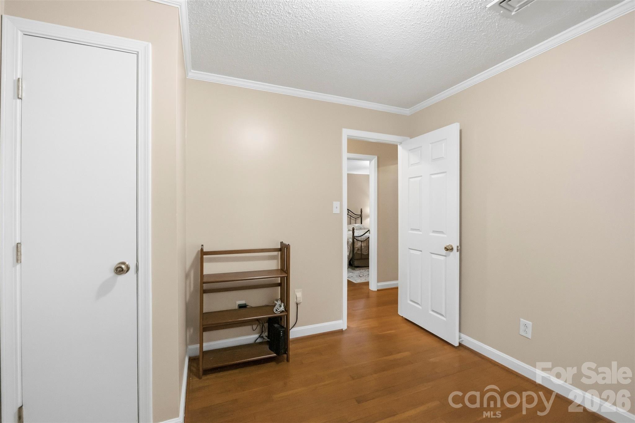 Single Family Residence at 2130 Greenleaf Drive, Gastonia, photo 21 of 29