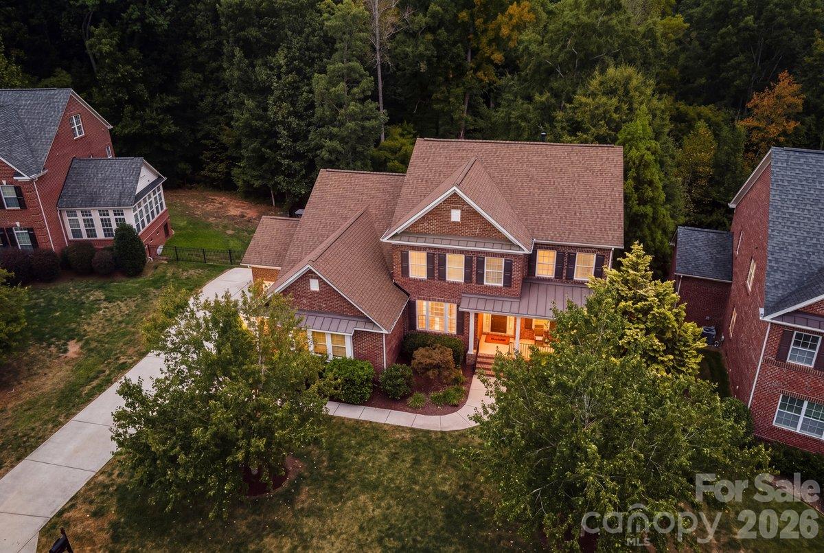 Single Family Residence at 7123 Yellowhorn Trail, Waxhaw, photo 5 of 55