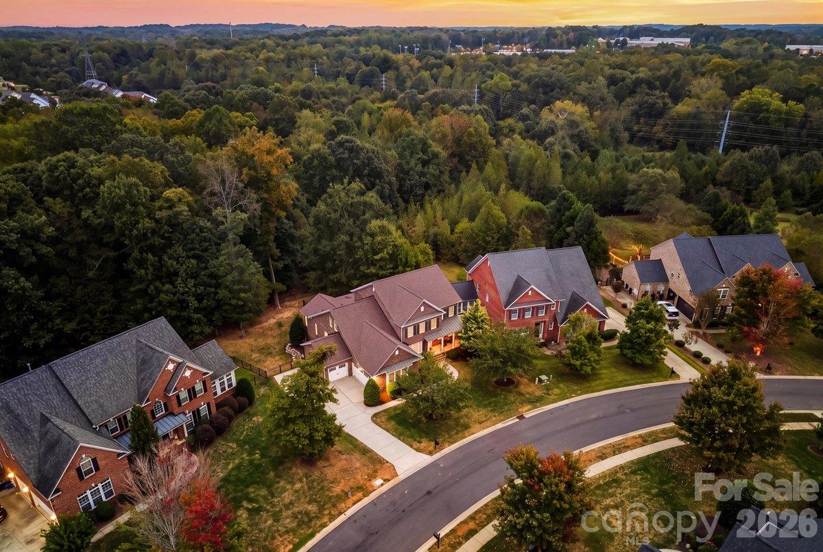 Single Family Residence at 7123 Yellowhorn Trail, Waxhaw, photo 11 of 55