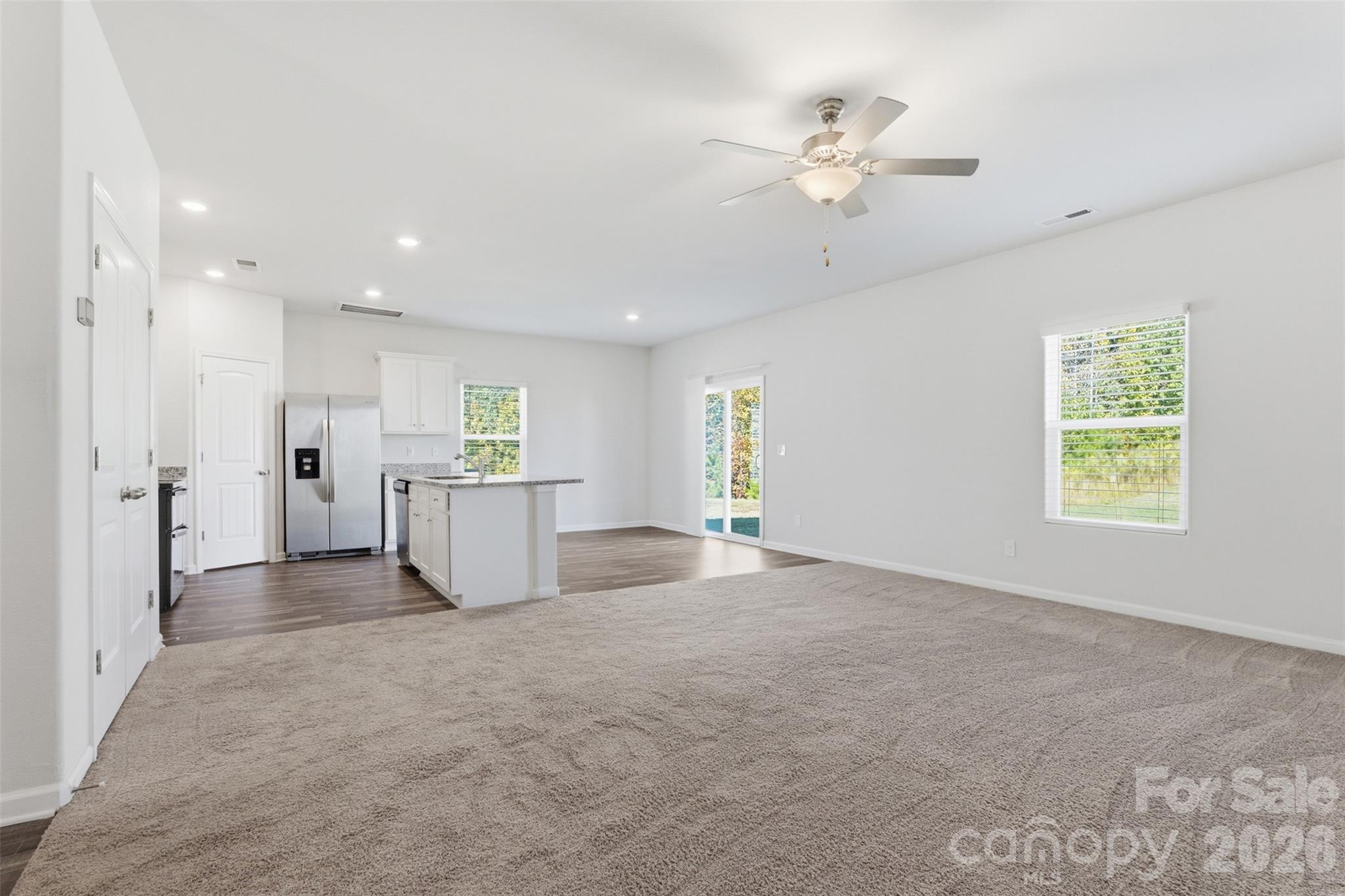 Single Family Residence at 5335 Upton Place, Charlotte, photo 6 of 19