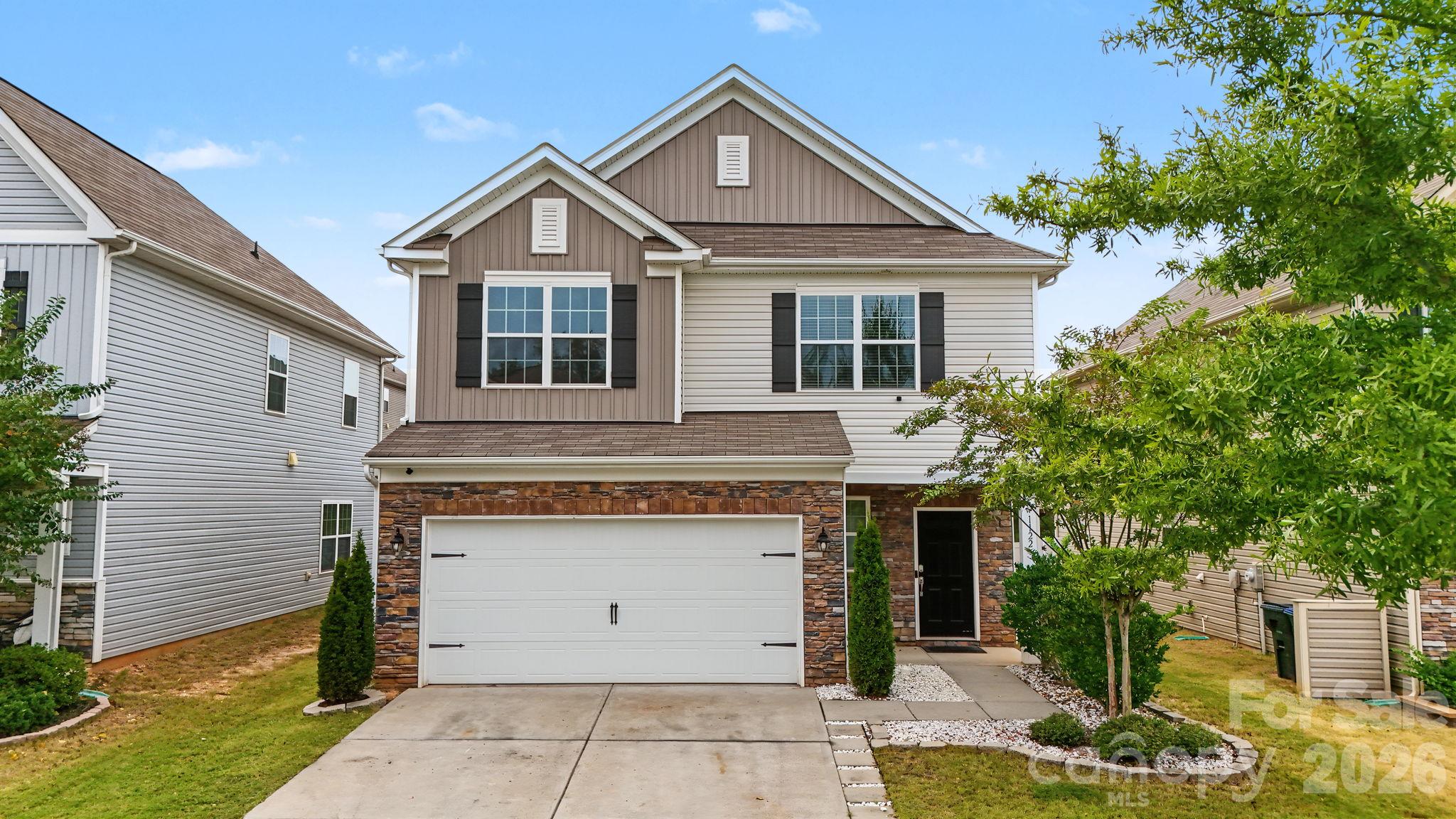 Single Family Residence at 1122 Loggerhead Drive, Lancaster, photo 2 of 45