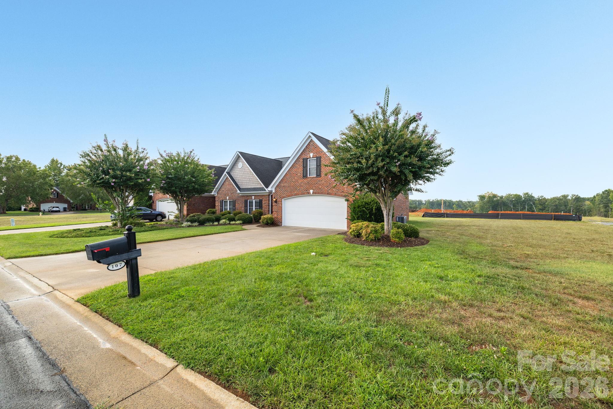 Townhouse at 107 Sunny Place, Reidsville, photo 4 of 32
