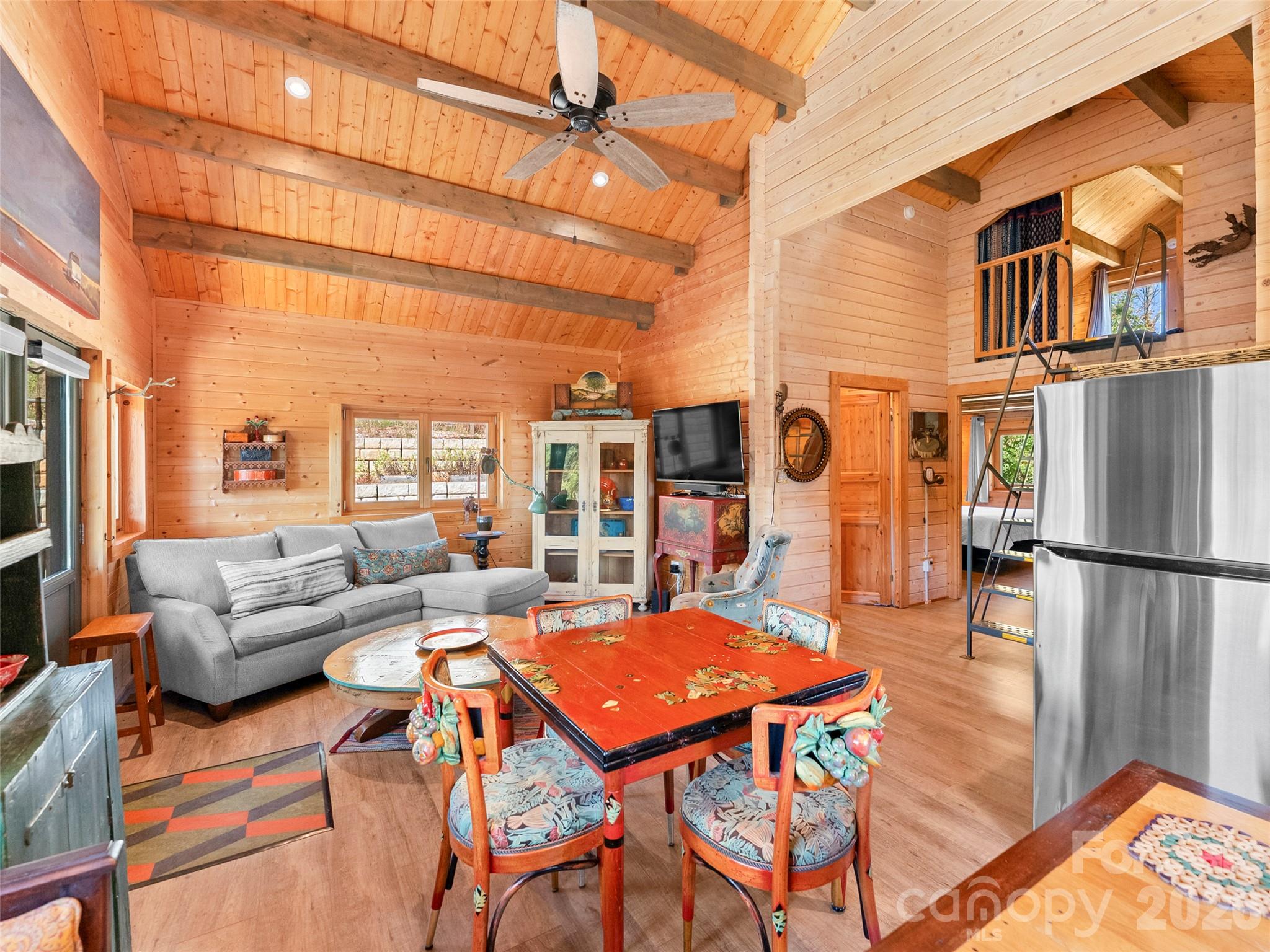 Single Family Residence at 115 Upper Calm Drive, Weaverville, photo 3 of 24