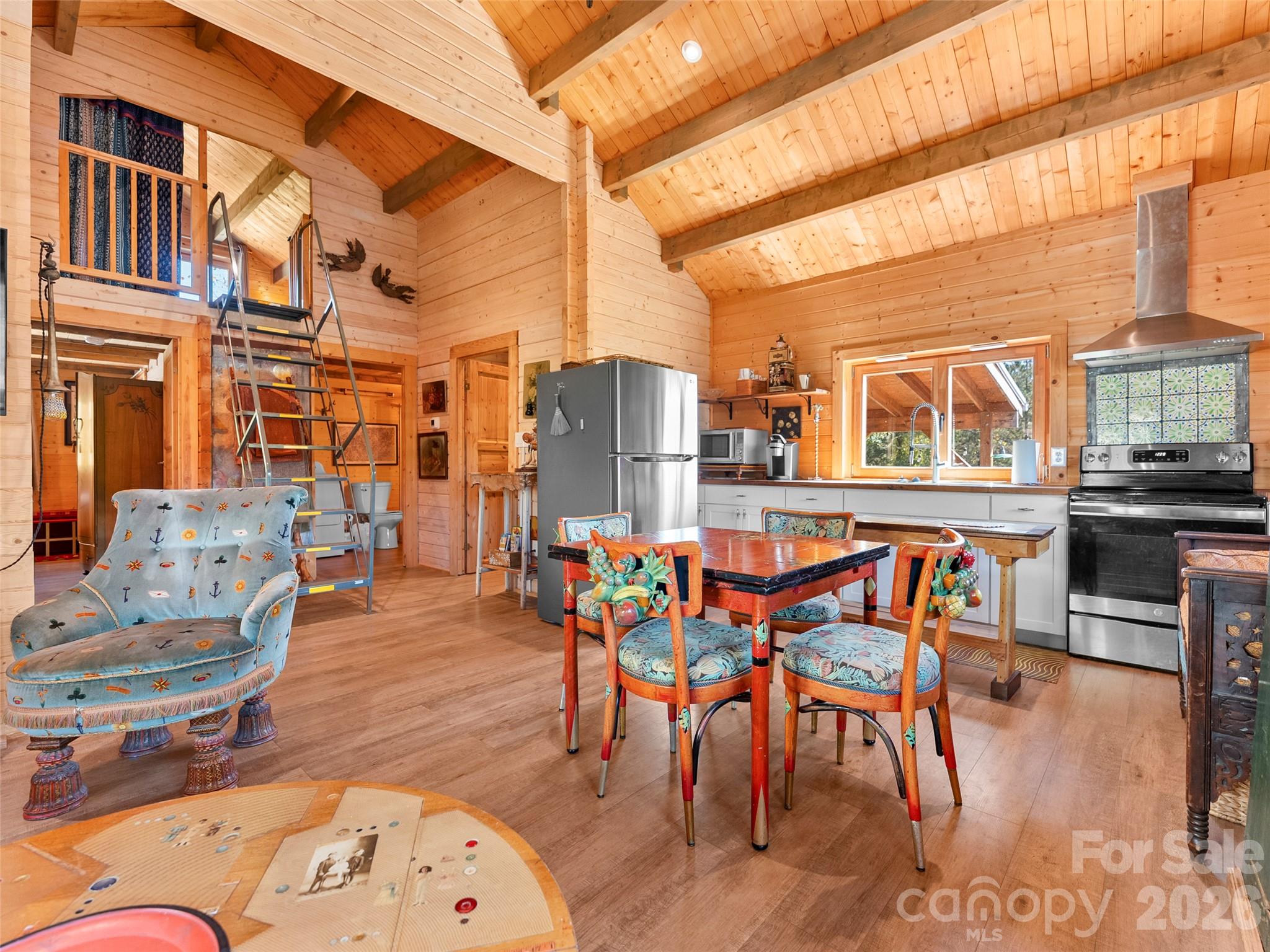 Single Family Residence at 115 Upper Calm Drive, Weaverville, photo 4 of 24