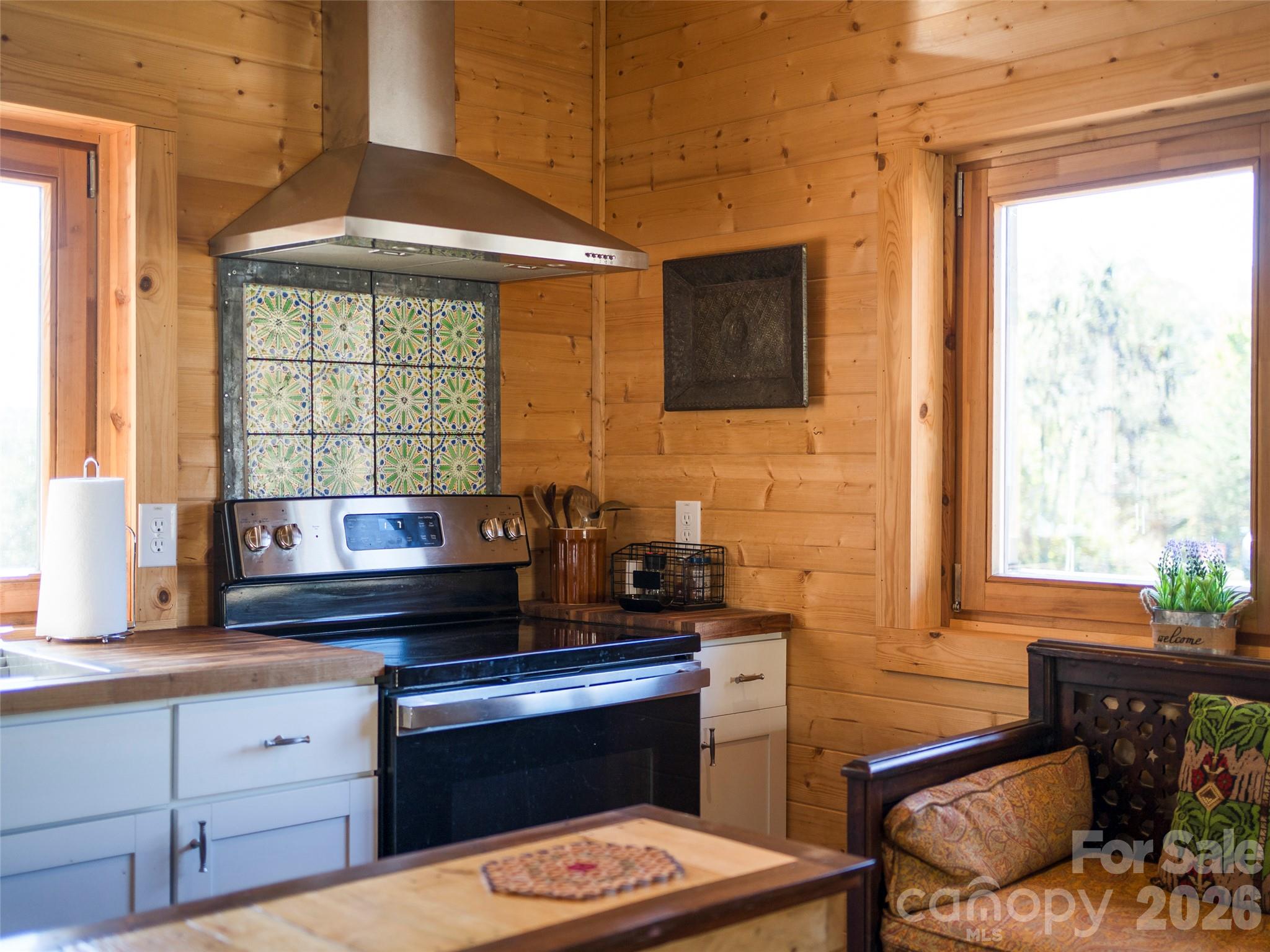 Single Family Residence at 115 Upper Calm Drive, Weaverville, photo 6 of 24