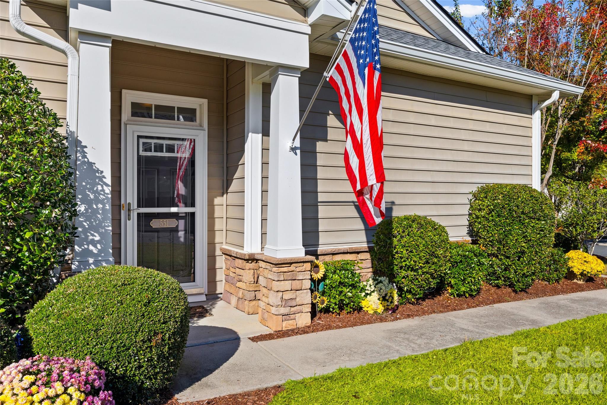 Townhouse at 551 Pine Links Drive, Tega Cay, photo 3 of 25