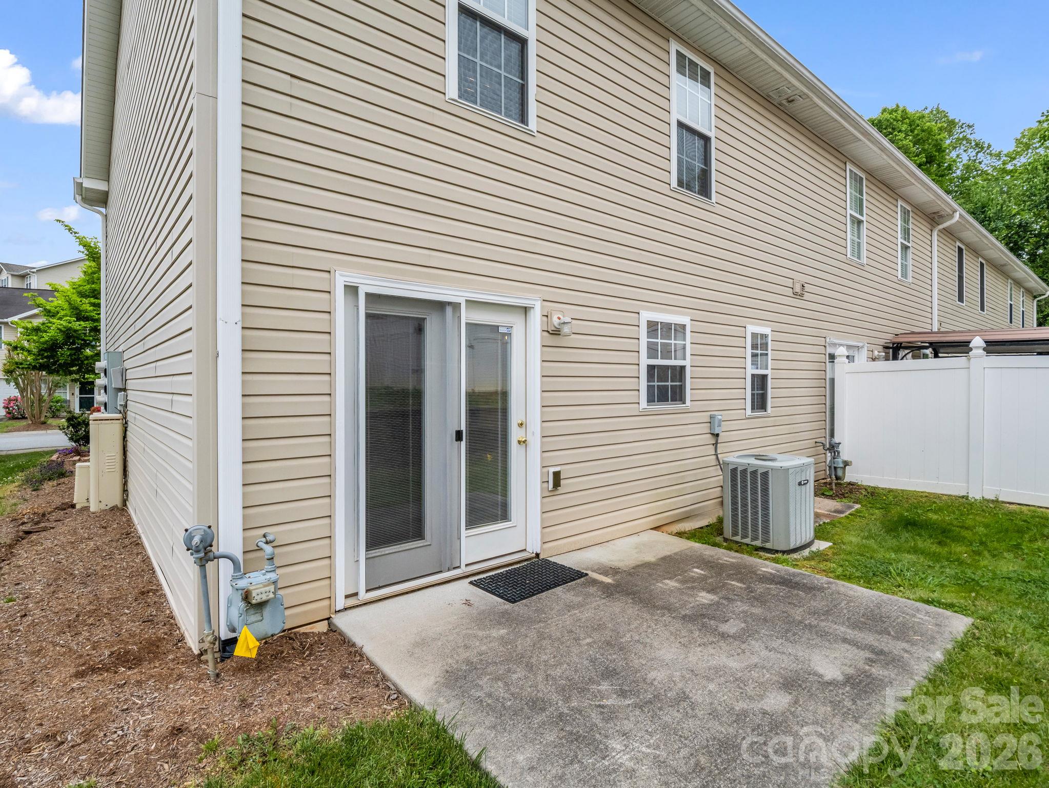 Condominium at 64 Lanceford Circle, Fletcher, photo 13 of 31