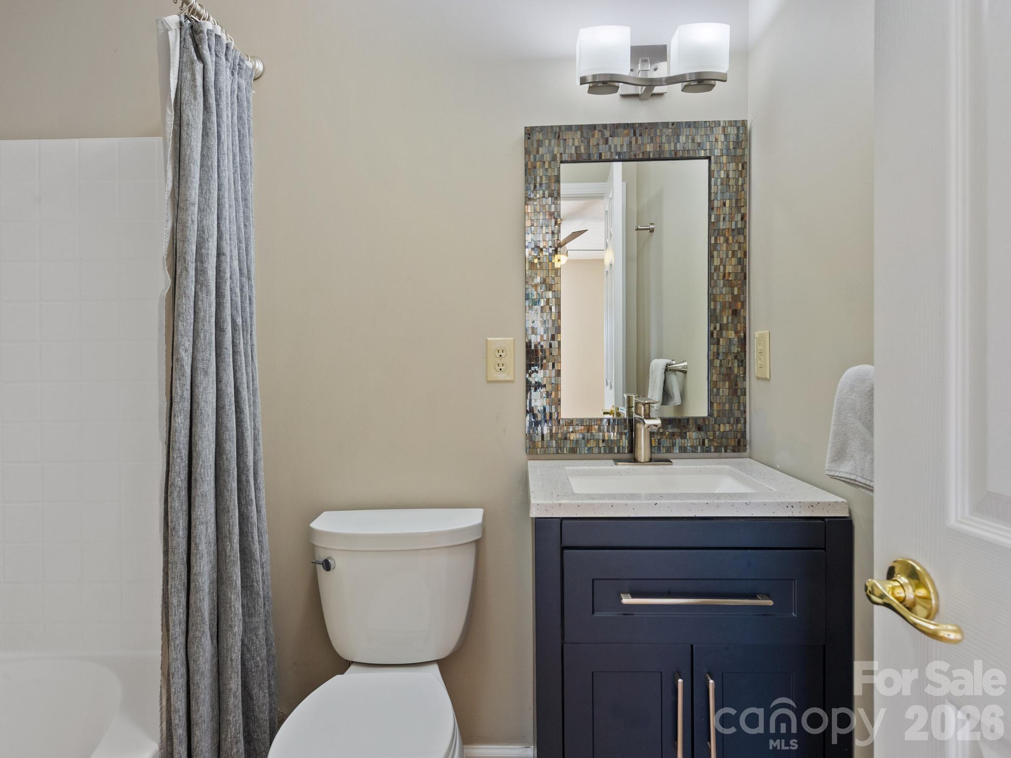 Single Family Residence at 103 Amelia Drive, Hendersonville, photo 16 of 32