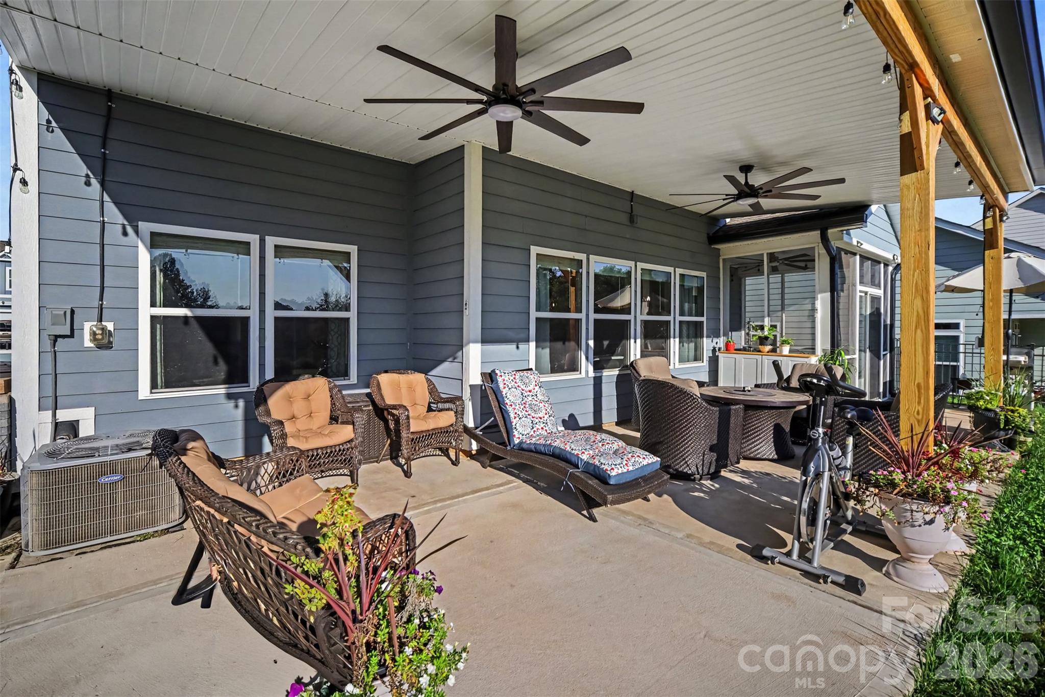 Single Family Residence at 122 Divot Lane, Statesville, photo 31 of 42