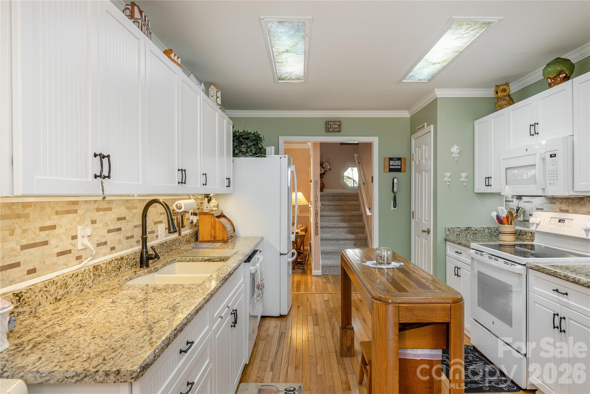 Townhouse at 1111 Citation Circle, Hendersonville, photo 18 of 41