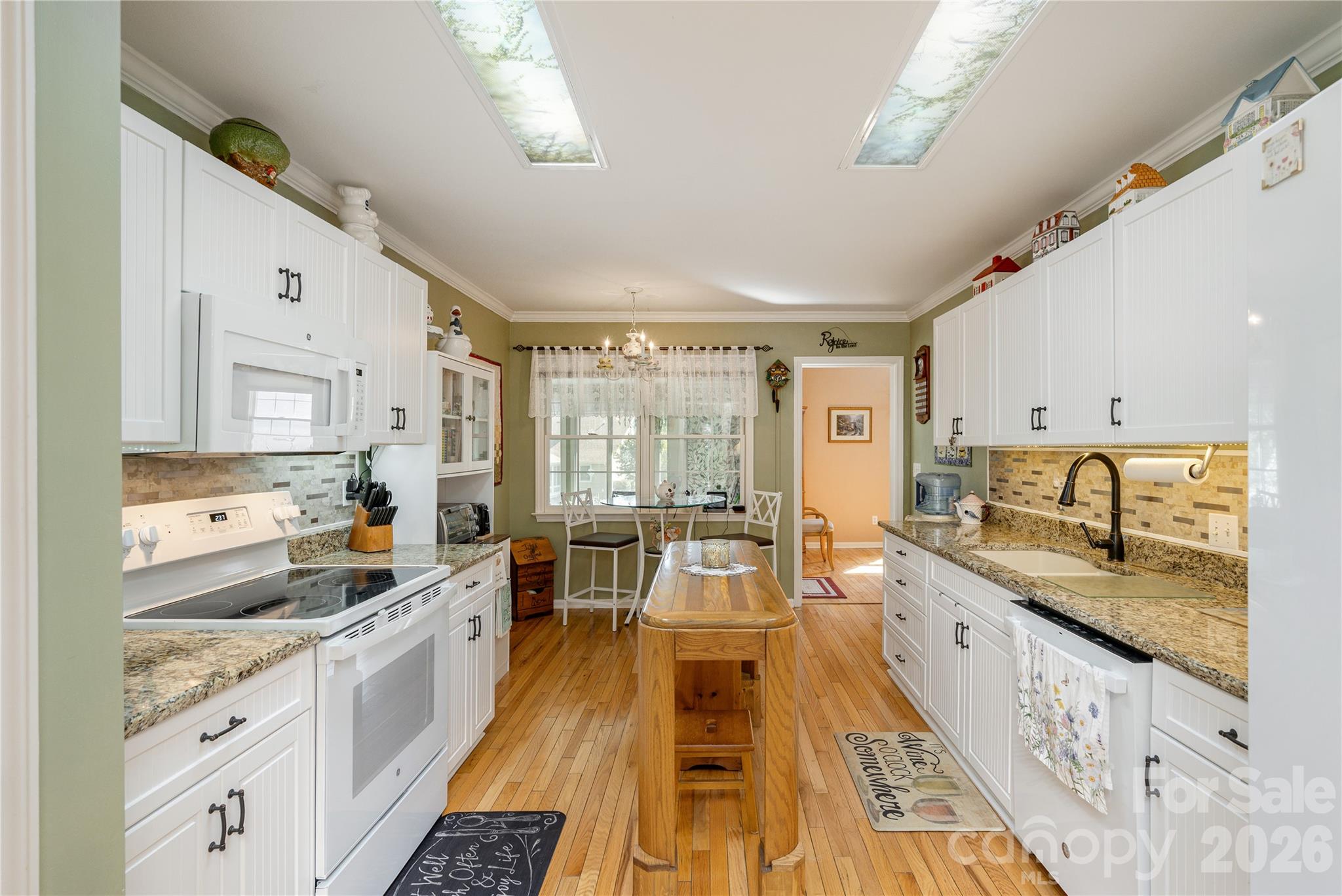Townhouse at 1111 Citation Circle, Hendersonville, photo 20 of 41