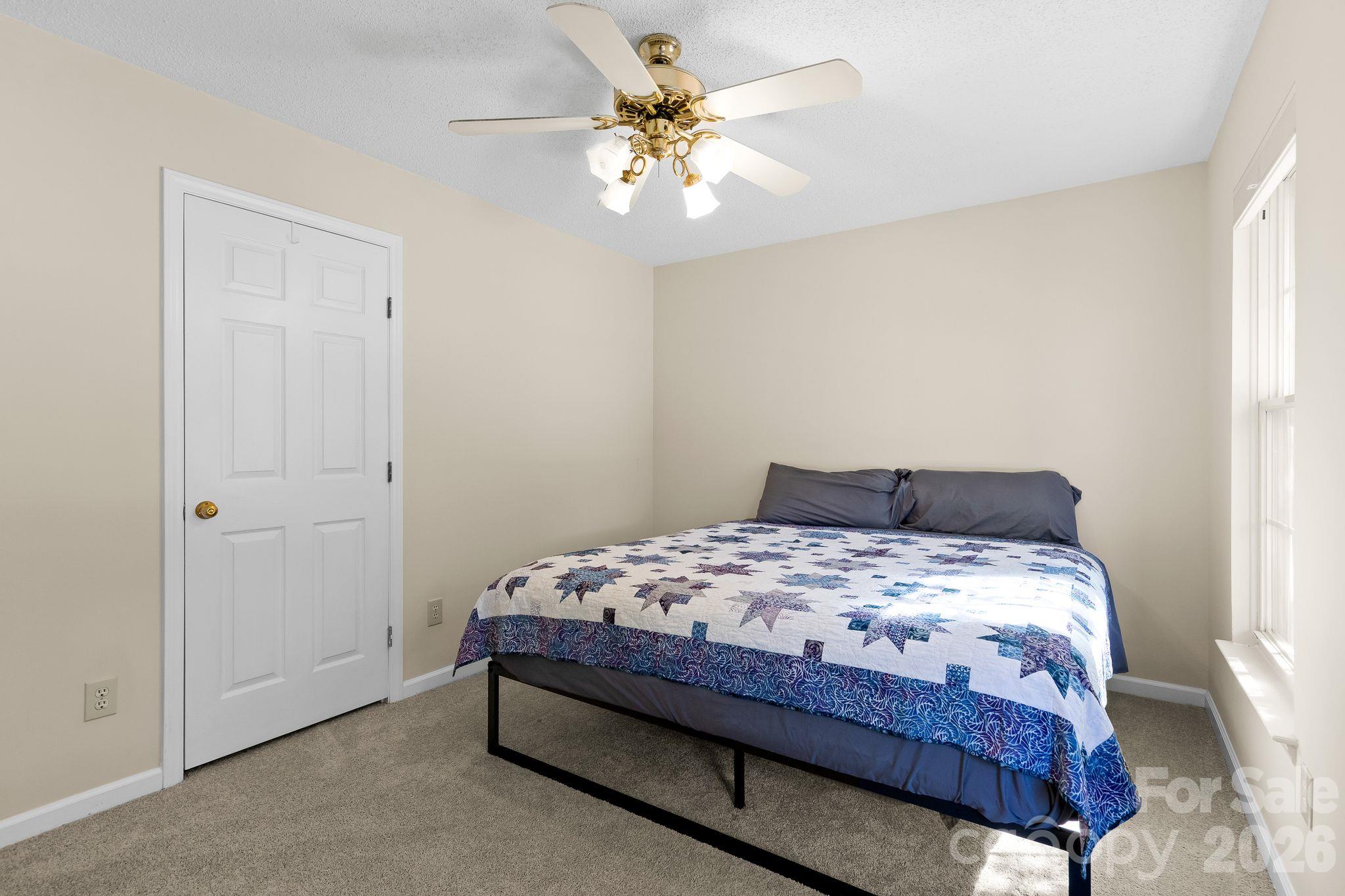 Single Family Residence at 8908 Steinbeck Court, Charlotte, photo 28 of 48