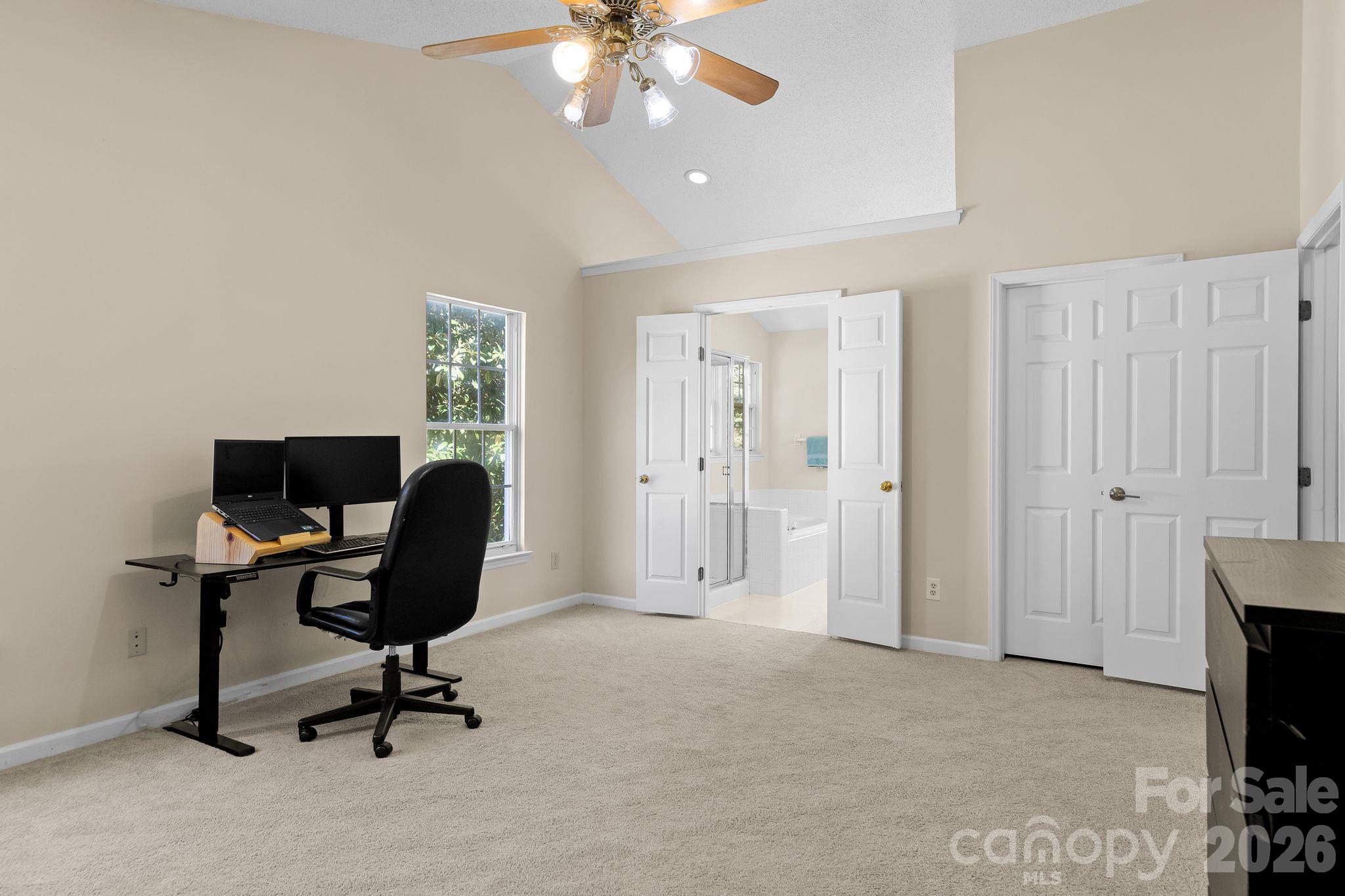Single Family Residence at 8908 Steinbeck Court, Charlotte, photo 36 of 48
