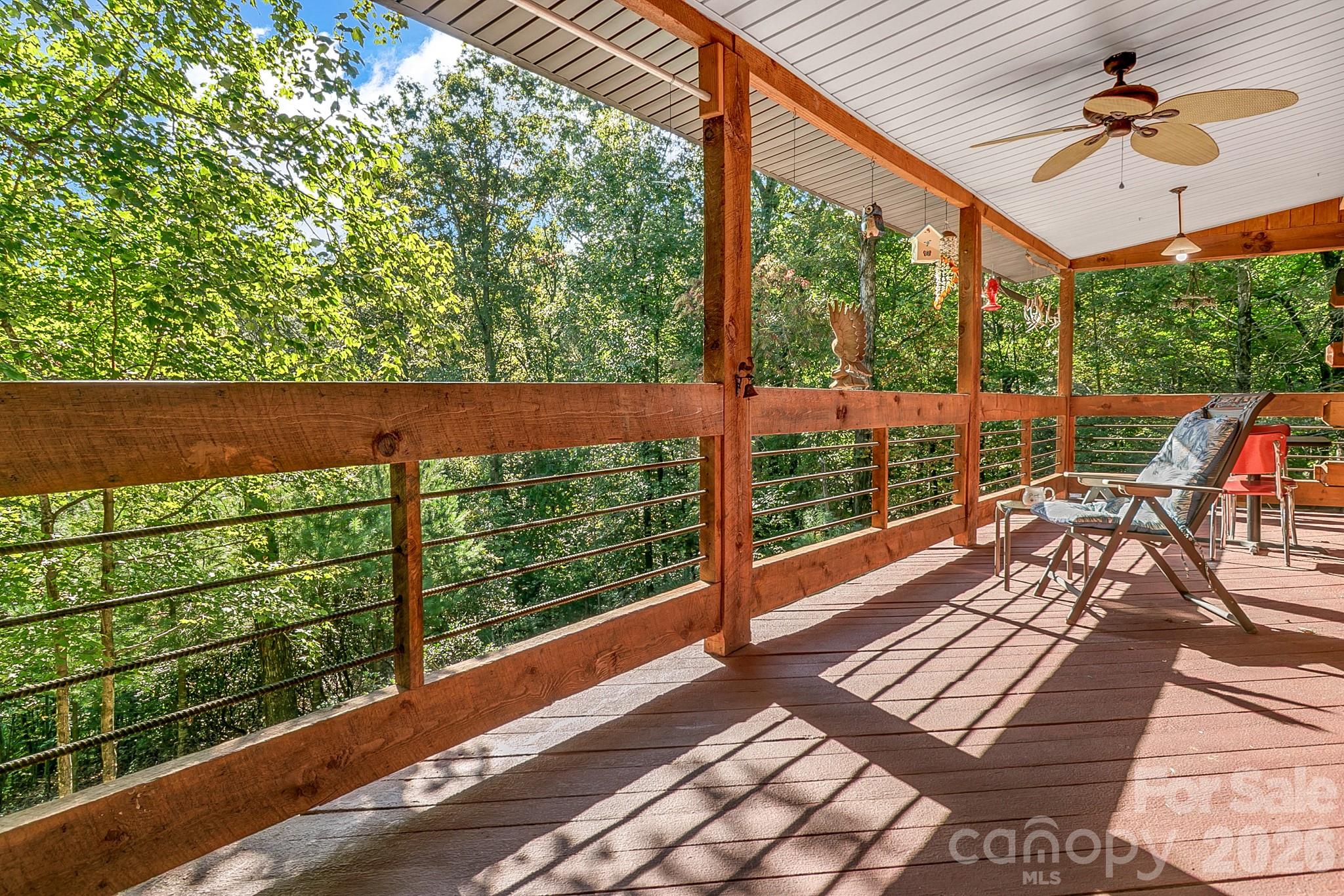 Single Family Residence at 653 Lakeview Drive N, Marion, photo 22 of 48