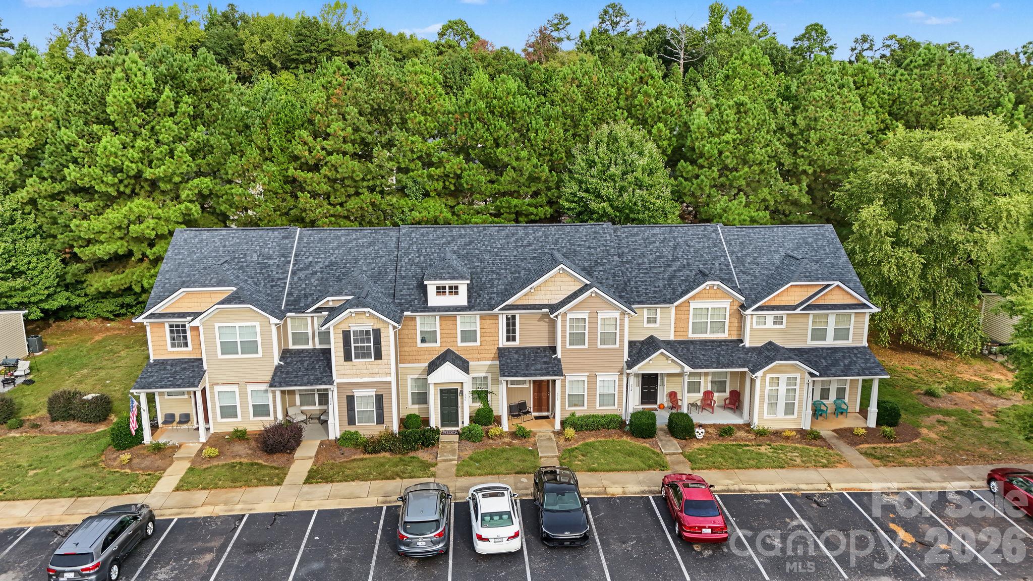 Front Parking - 334 Hancock Union Lane, Rock Hill