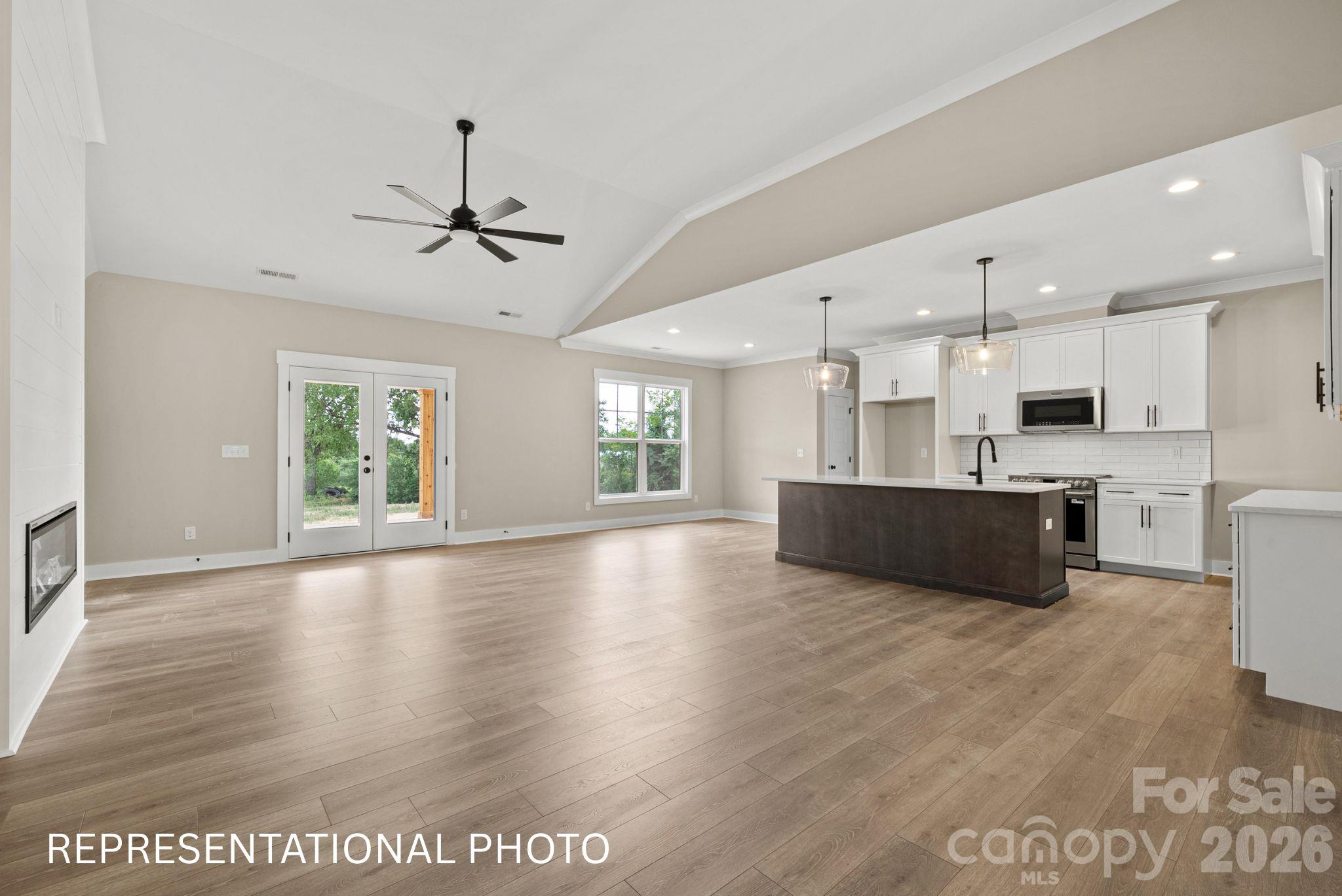 Living Room - 1052 Baylor Grove Road, Monroe