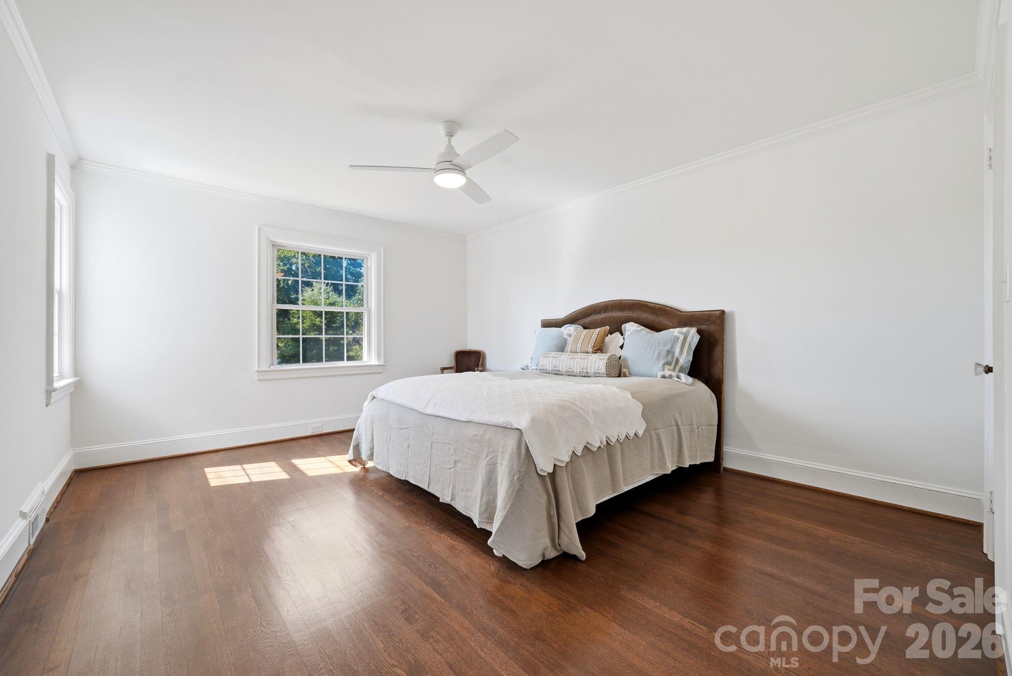 Unit B Primary bedroom - 1307 S Kings Drive, Charlotte