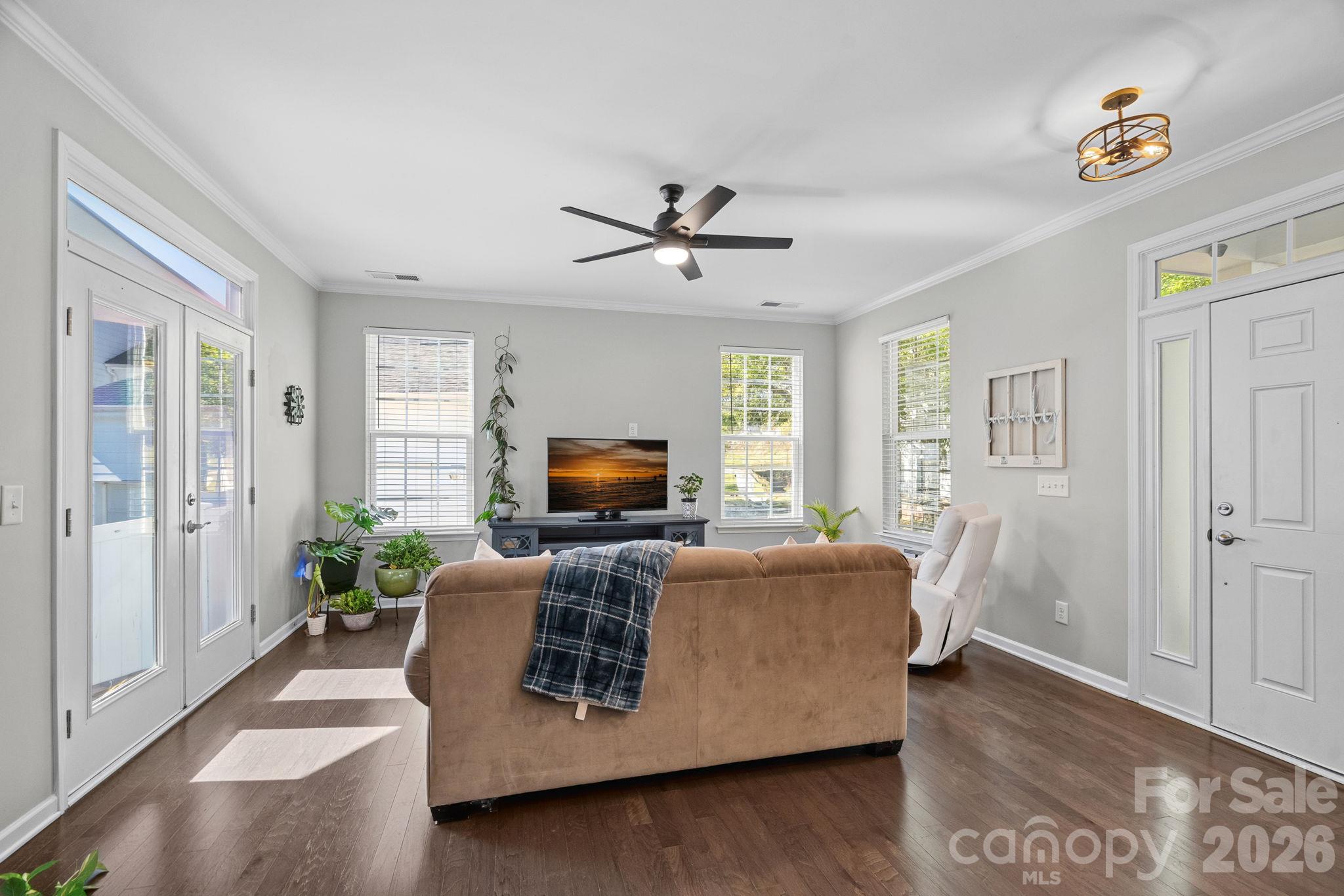 Single Family Residence at 12116 Memory Lane, Huntersville, photo 9 of 18