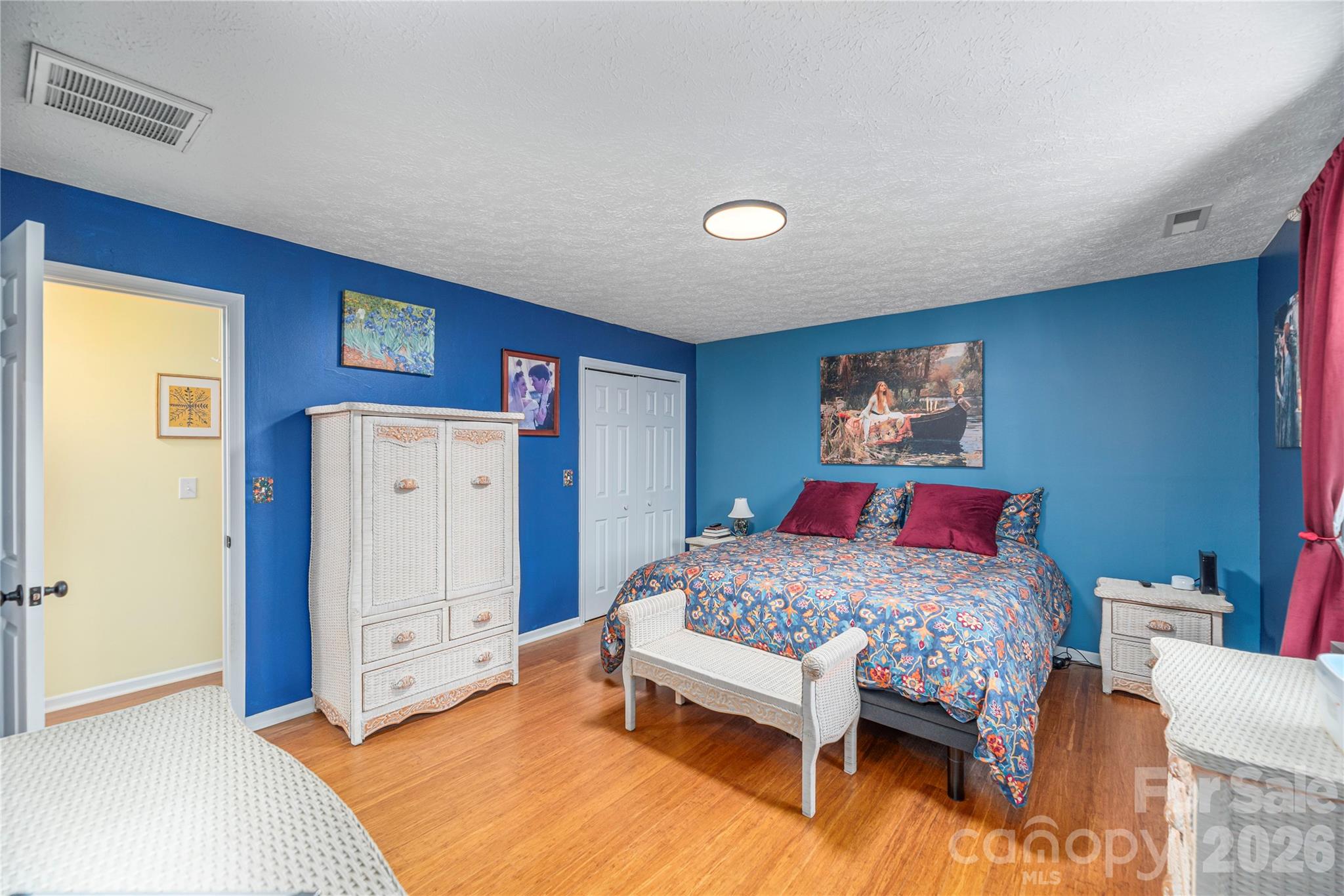 Primary bedroom with en-suite full bath - 330 Woody Lane, Asheville