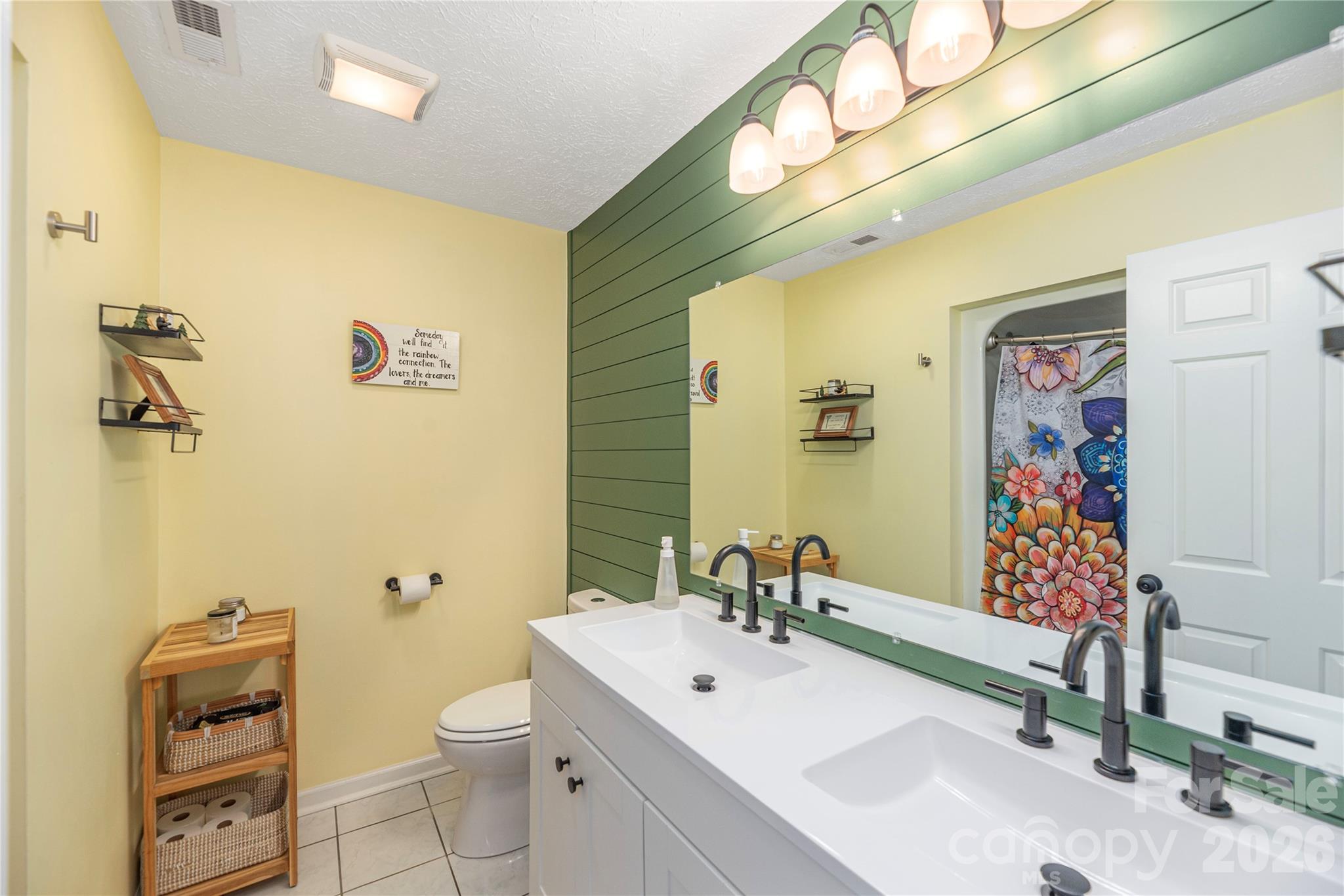 Hallway full bath for guest rooms - 330 Woody Lane, Asheville