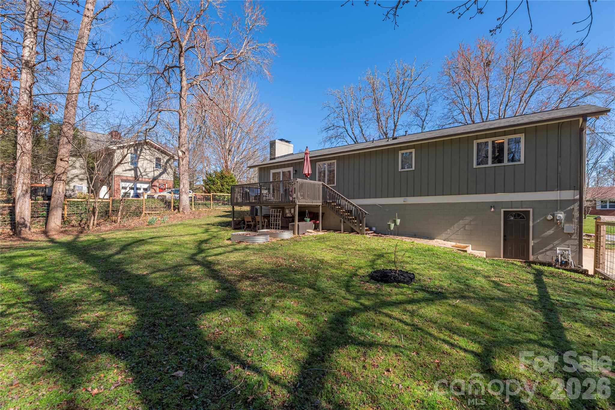 Fully fenced back yard - 330 Woody Lane, Asheville