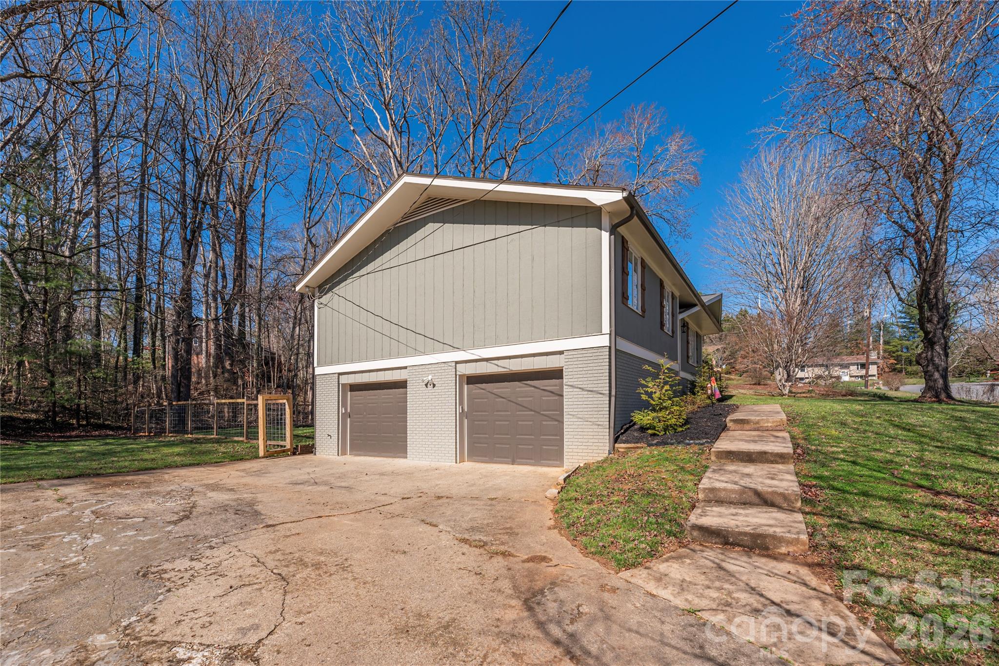 2 car garage with storage space - 330 Woody Lane, Asheville