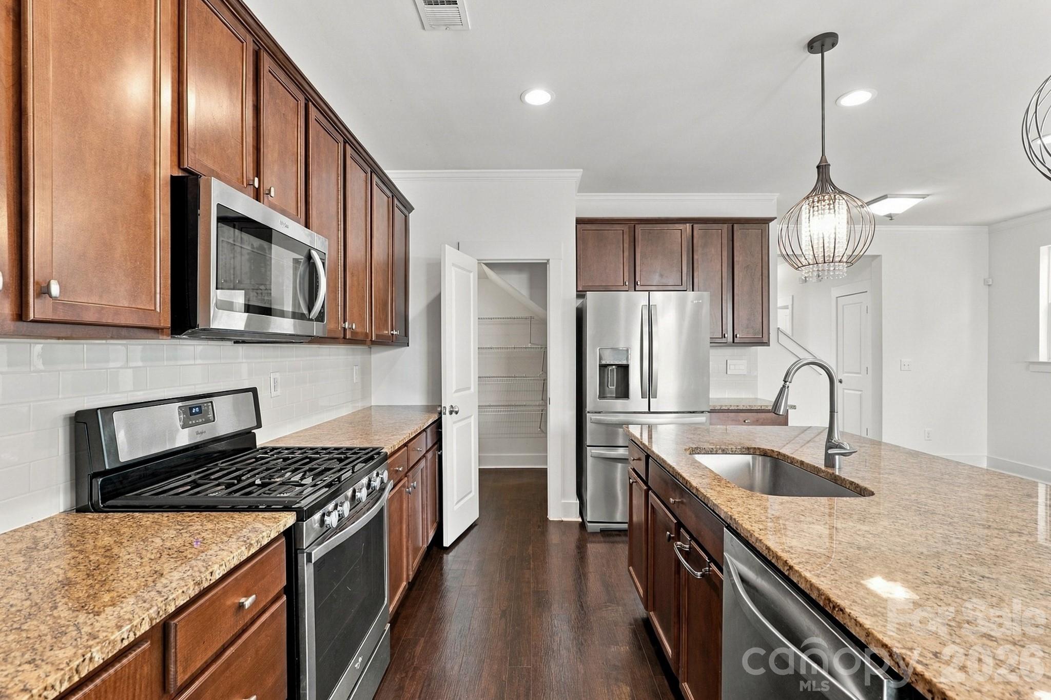 Single Family Residence at 2311 Woodward Avenue, Charlotte, photo 9 of 33