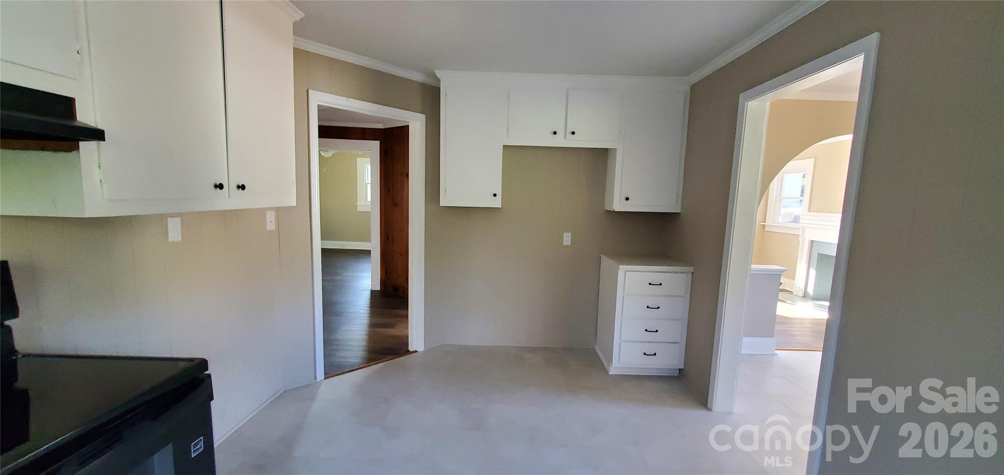 Single Family Residence at 1115 Mount Olivet Road, Kannapolis, photo 7 of 11