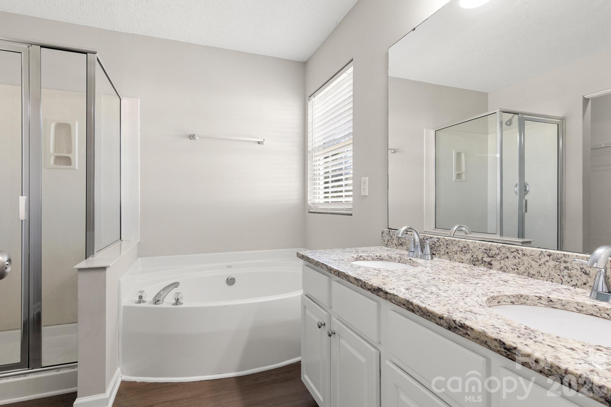 Single Family Residence at 2303 Highland Park Drive, Charlotte, photo 30 of 48