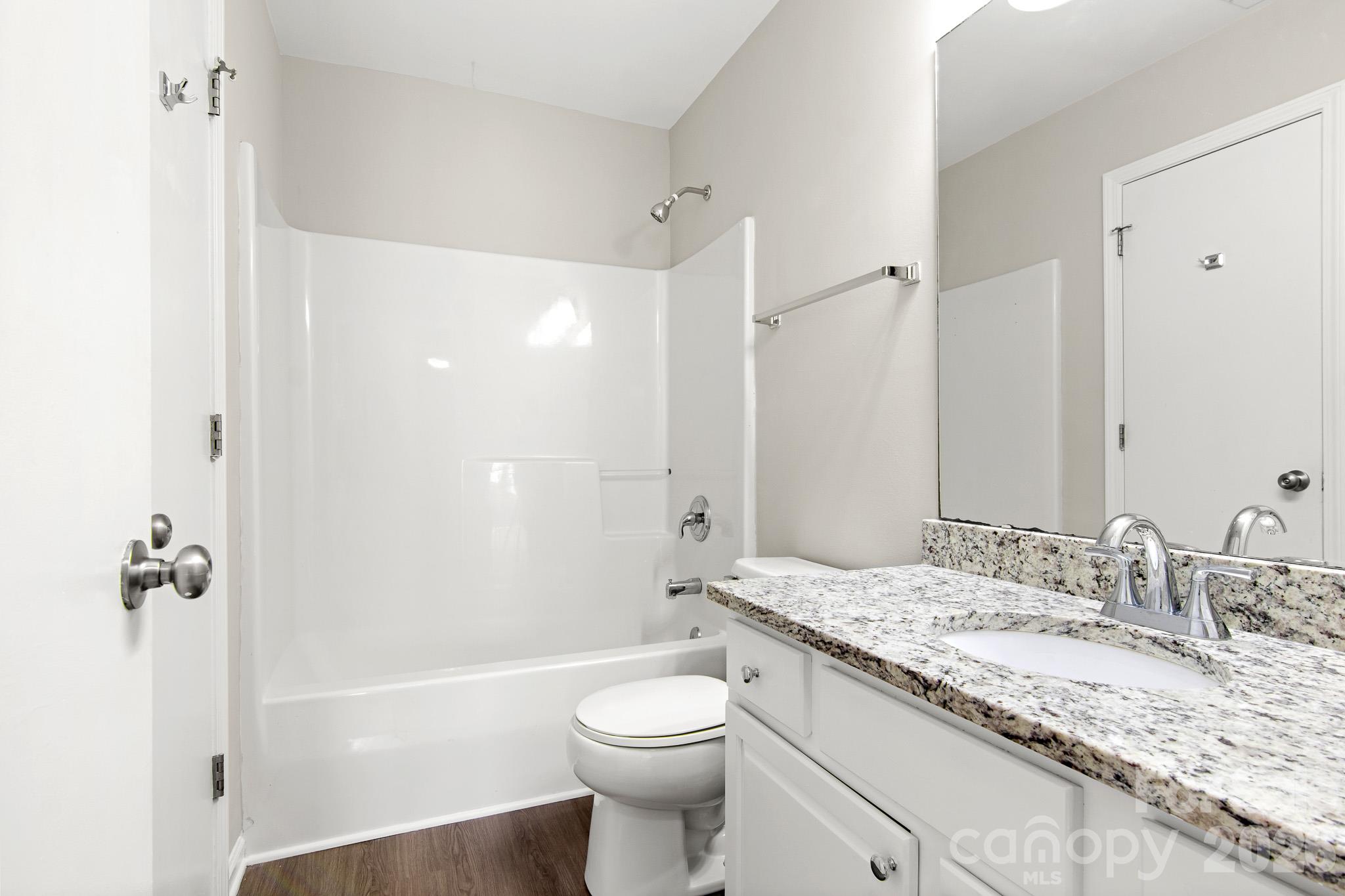 Single Family Residence at 2303 Highland Park Drive, Charlotte, photo 38 of 48