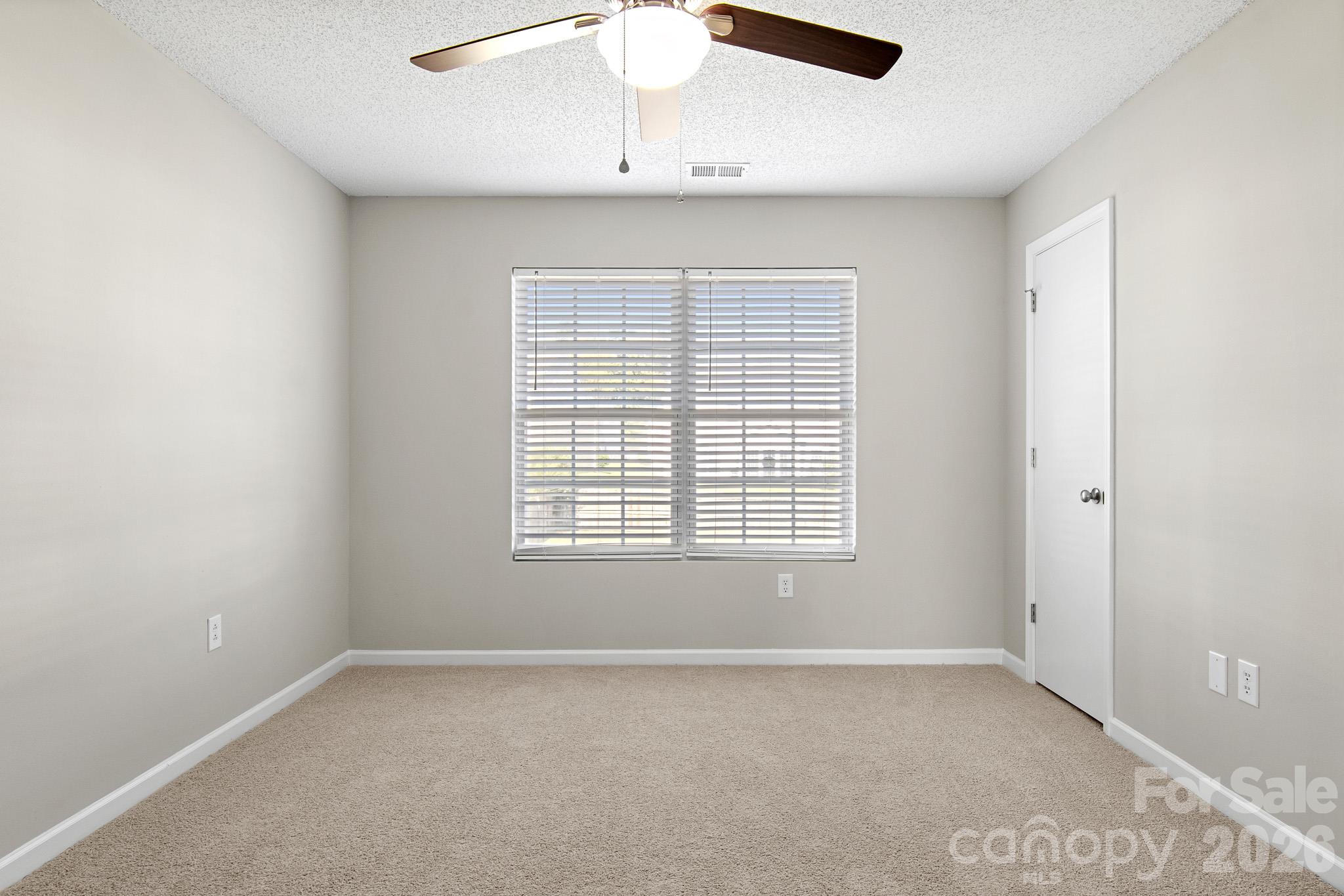 Single Family Residence at 2303 Highland Park Drive, Charlotte, photo 39 of 48
