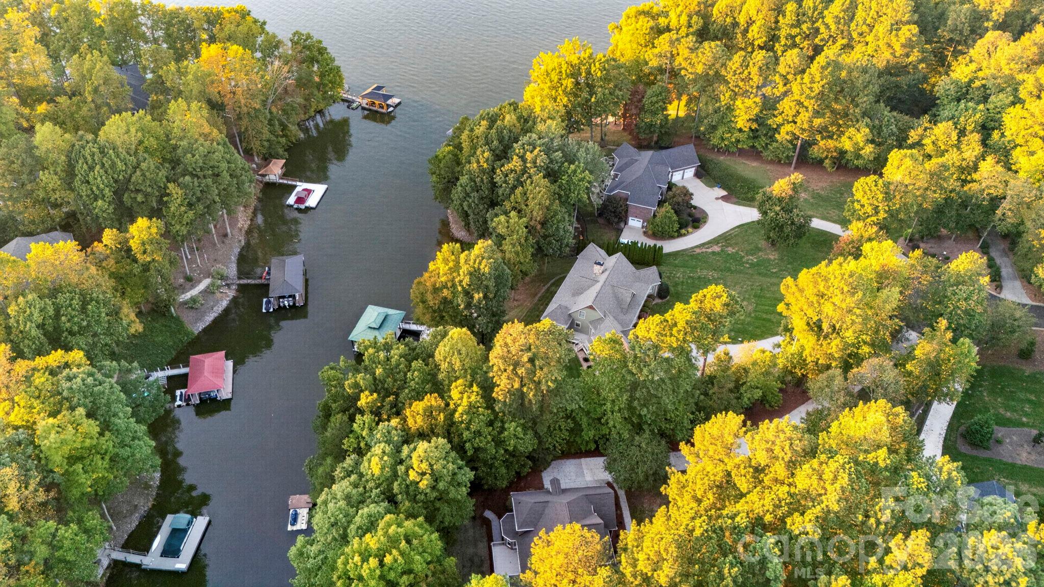 Single Family Residence at 2231 Whiterock Court, Sherrills Ford, photo 41 of 43