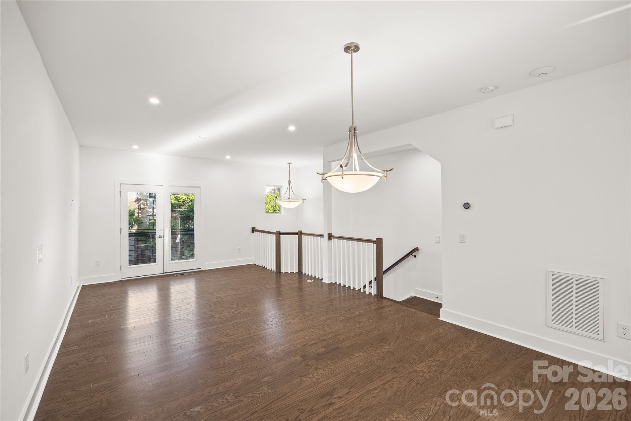 Townhouse at 12147 Brooklyn Avenue, Charlotte, photo 7 of 47