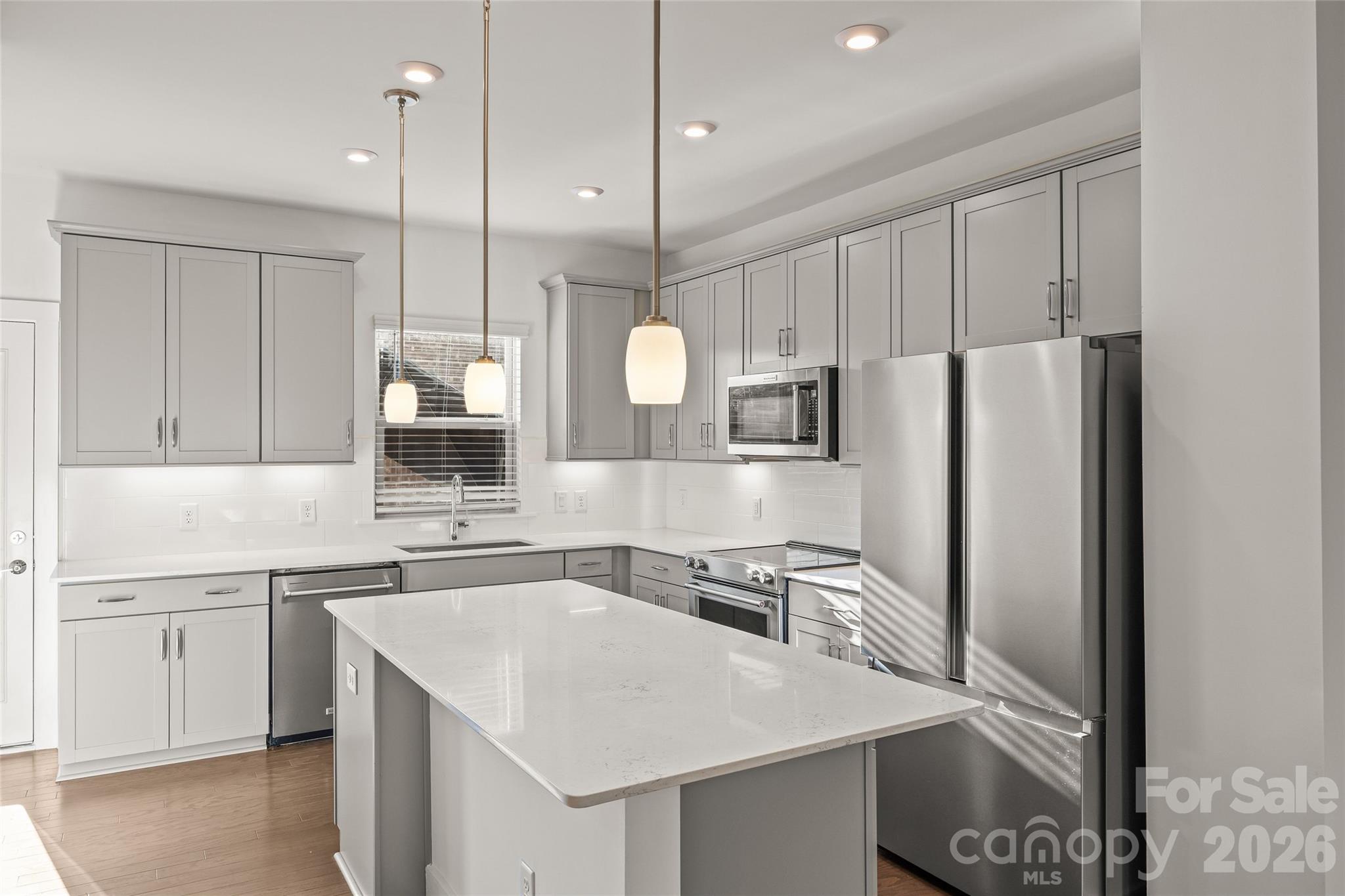 Townhouse at 12147 Brooklyn Avenue, Charlotte, photo 10 of 47
