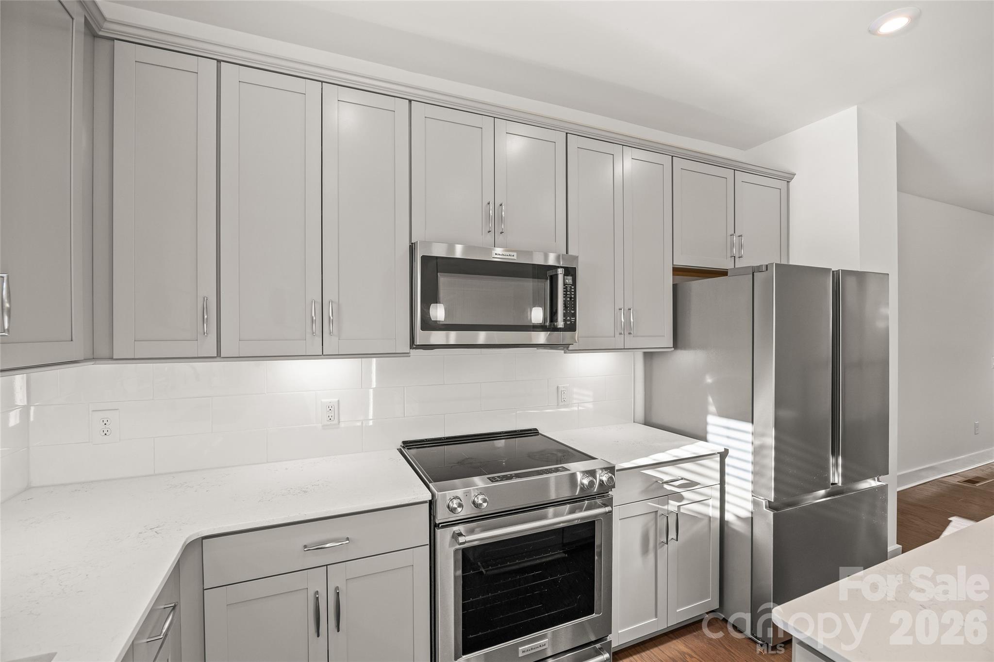 Townhouse at 12147 Brooklyn Avenue, Charlotte, photo 11 of 47