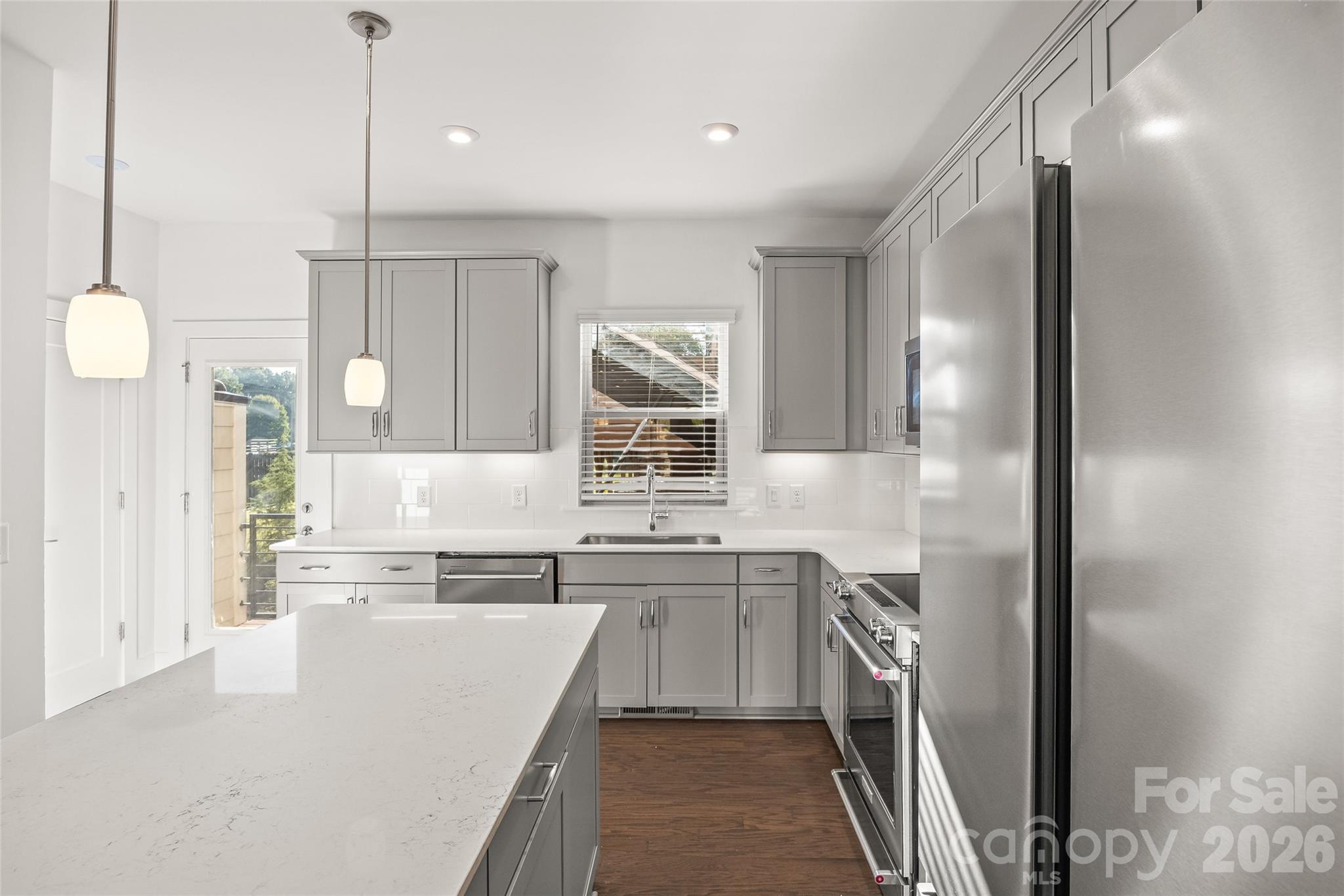 Townhouse at 12147 Brooklyn Avenue, Charlotte, photo 13 of 47