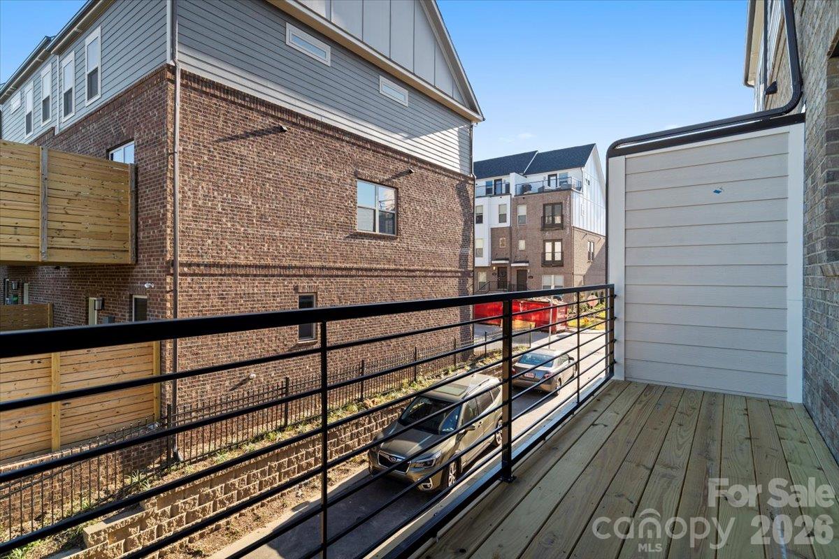 Townhouse at 12147 Brooklyn Avenue, Charlotte, photo 14 of 47