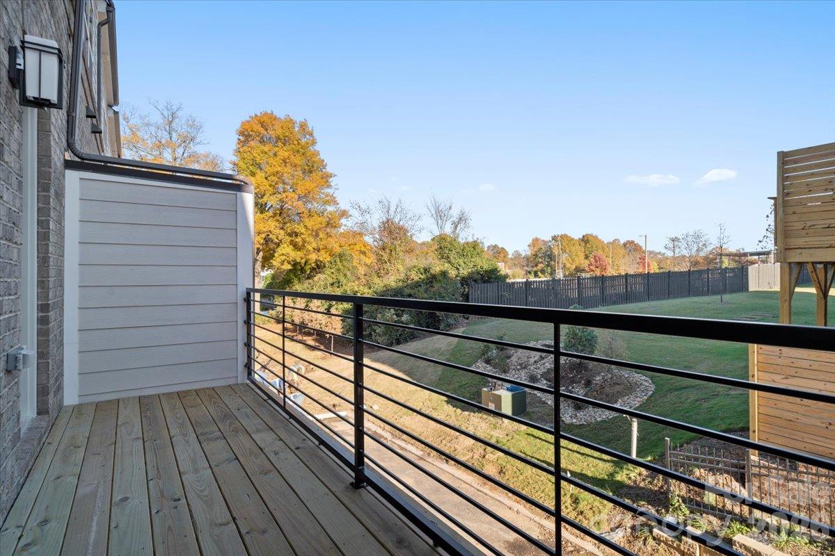 Townhouse at 12147 Brooklyn Avenue, Charlotte, photo 15 of 47