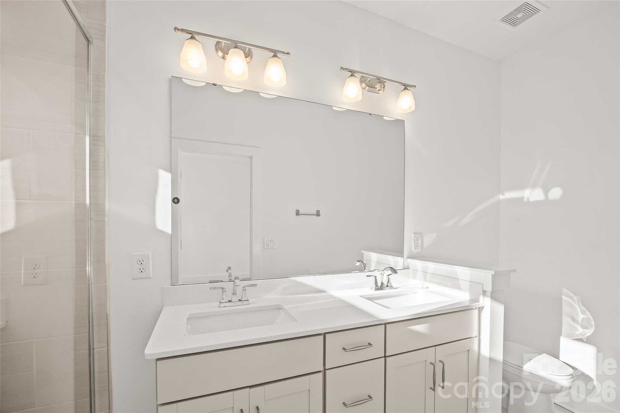 Townhouse at 12147 Brooklyn Avenue, Charlotte, photo 31 of 47