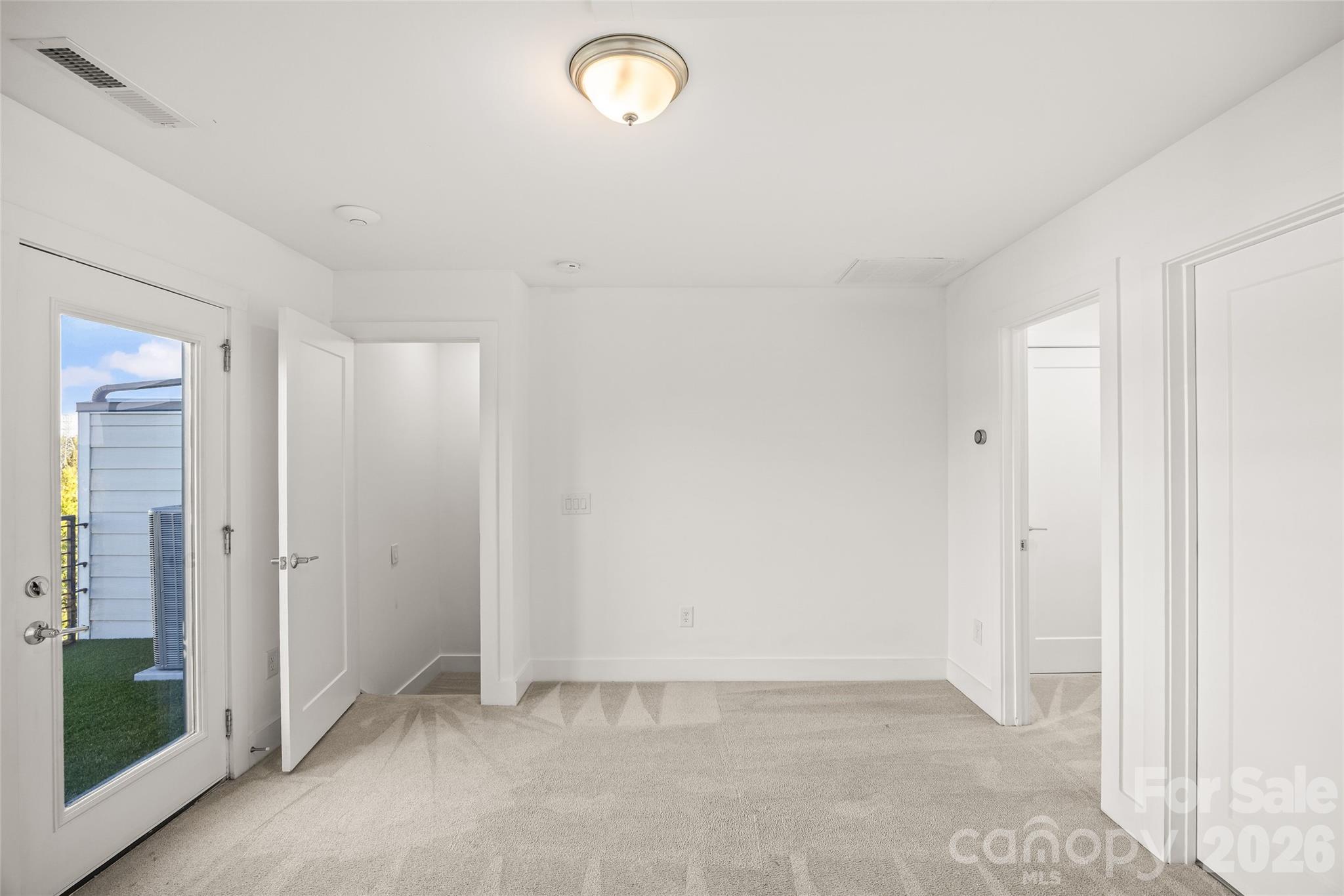 Townhouse at 12147 Brooklyn Avenue, Charlotte, photo 35 of 47