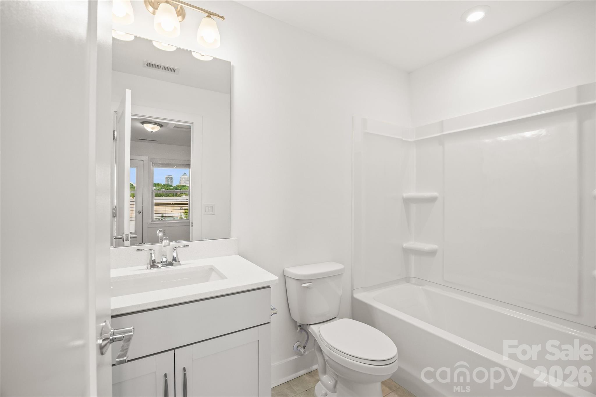 Townhouse at 12147 Brooklyn Avenue, Charlotte, photo 36 of 47